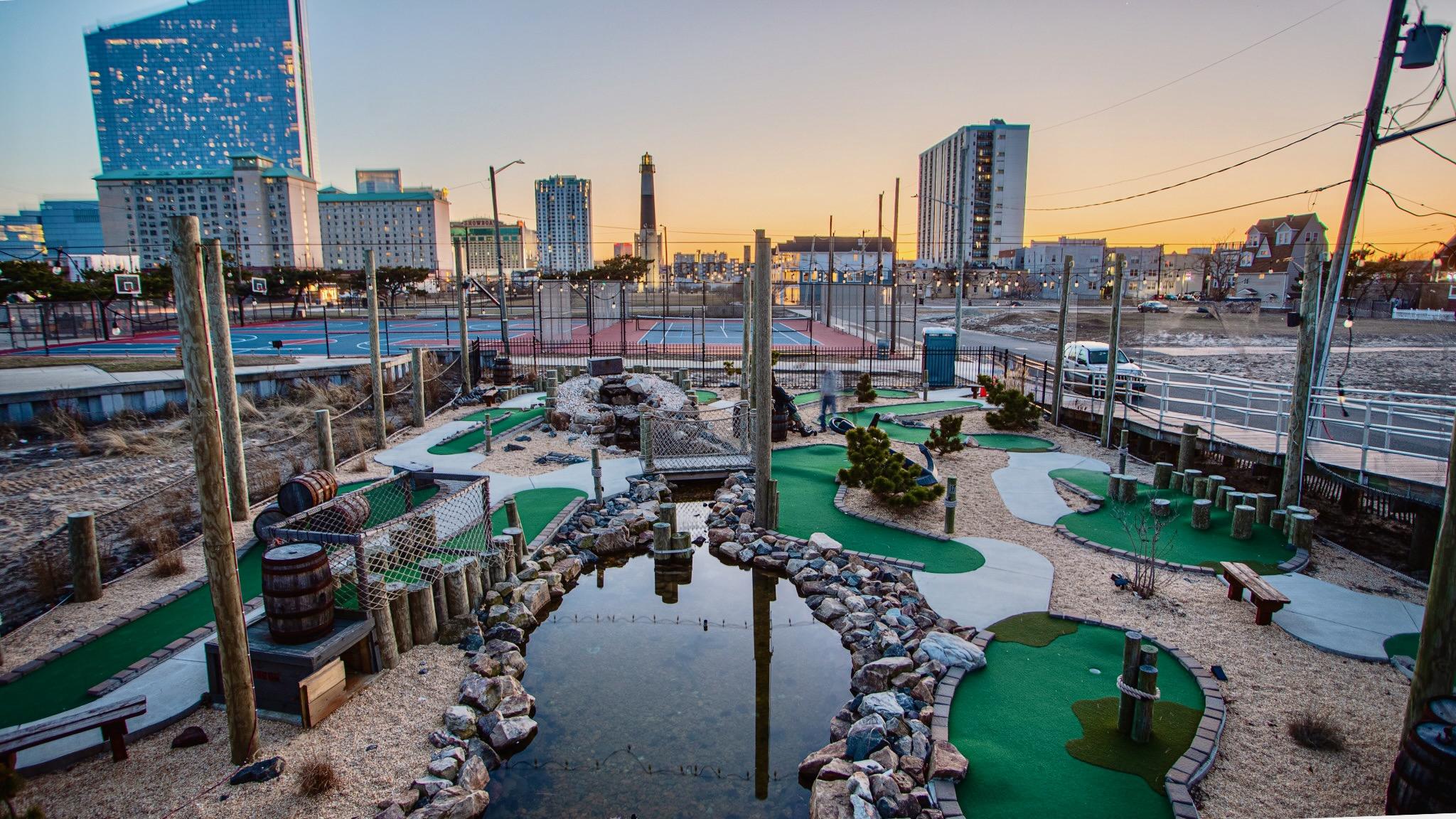 Atlantic City: Ocean View Mini Golf Pass – Atlantic City, New Jersey