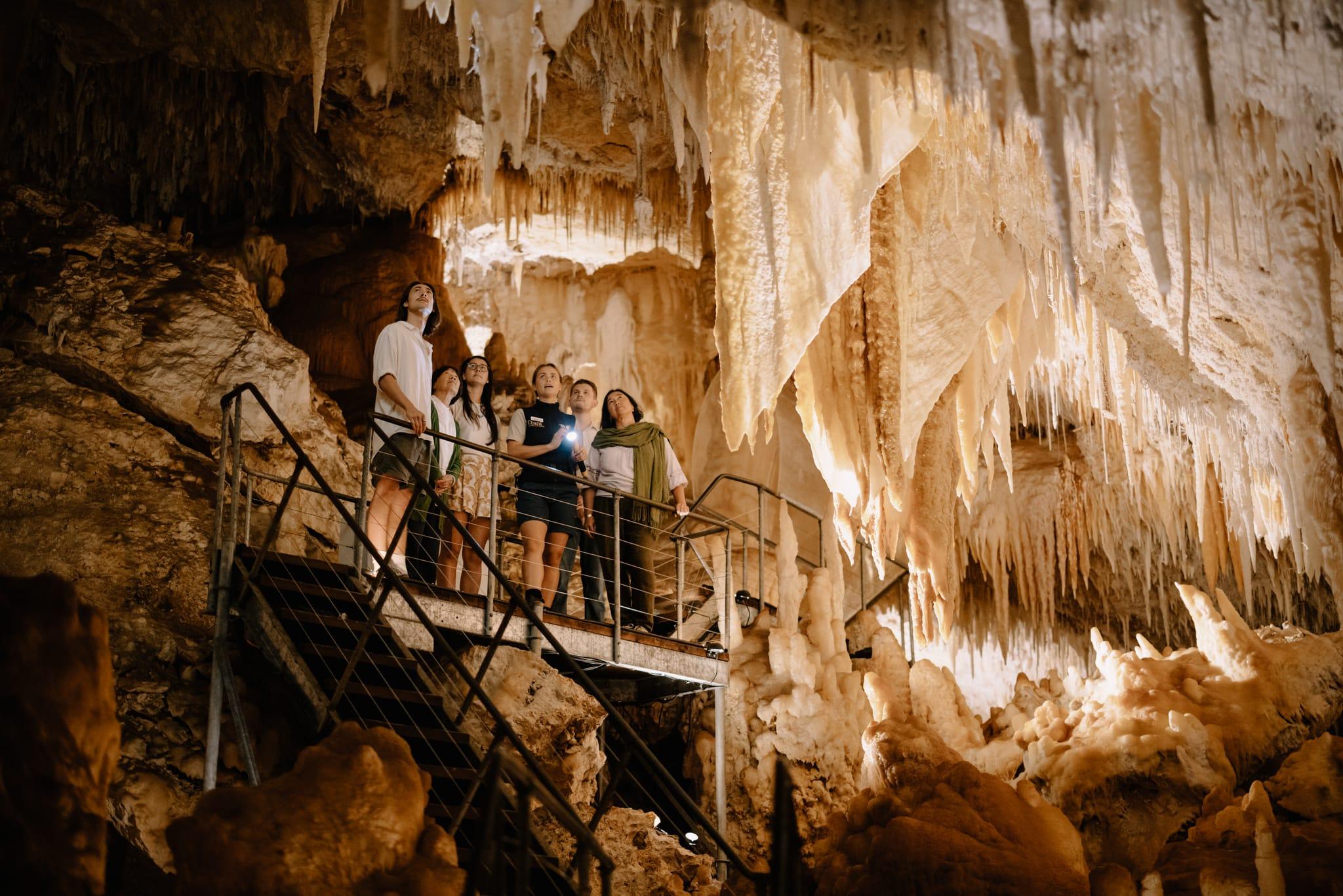 Augusta: Jewel Cave Fully-Guided Tour – Augusta, Australia