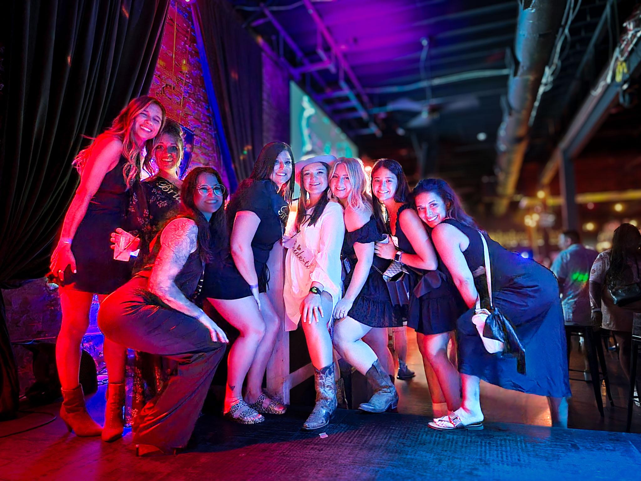 Austin: VIP Bar & Club Crawl w/ Free Shots & Drinking Games – Austin, Texas