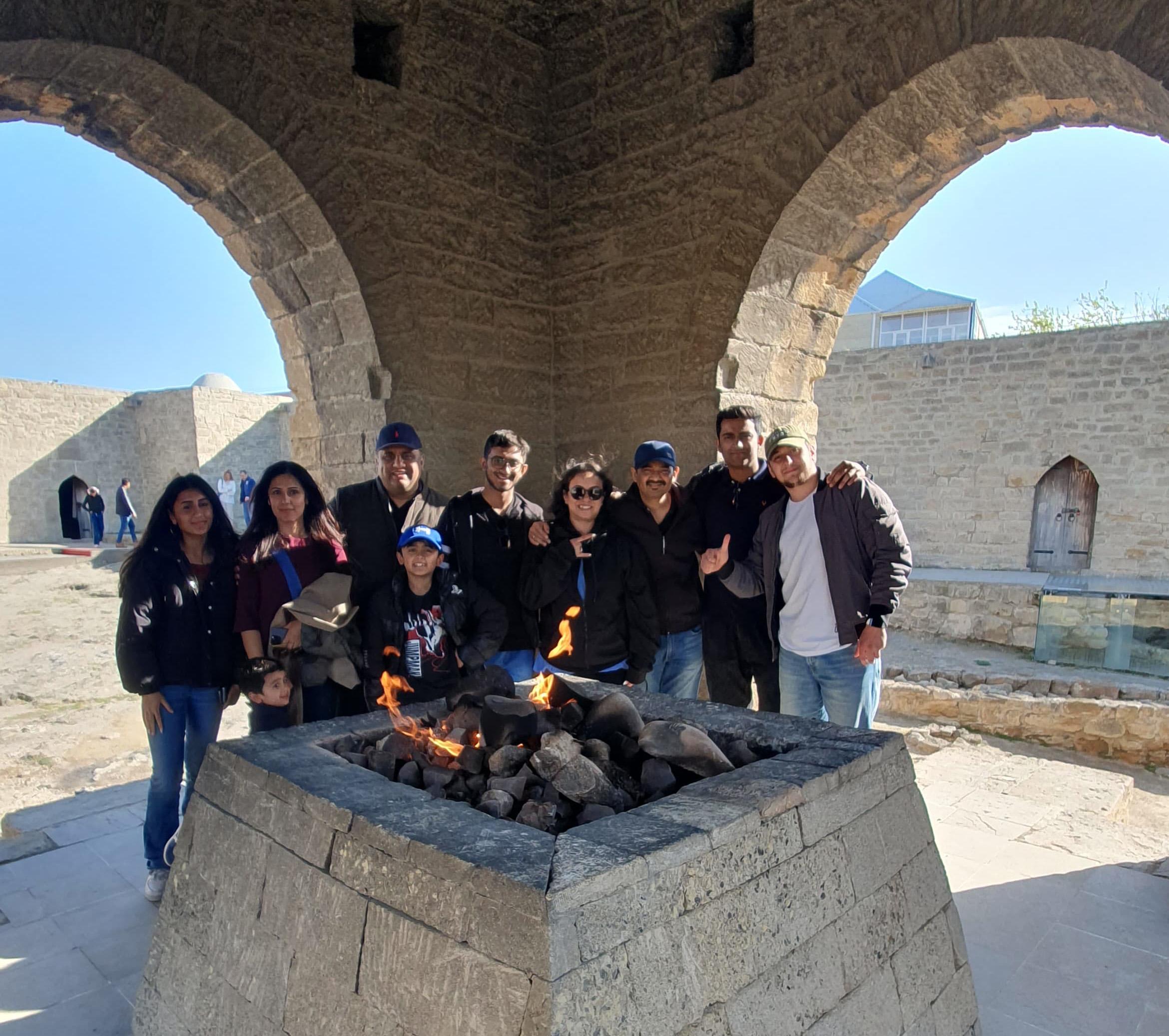 Baku: Gobustan, Mud Volcanoes, Fire Temple, & Yanar Dag Tour – Azerbaijan