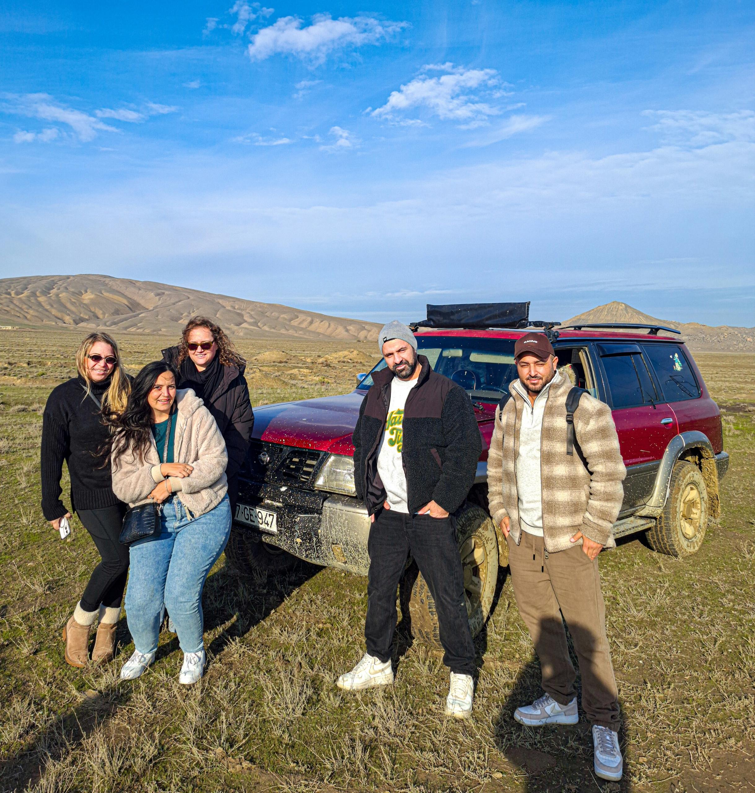 Baku: Off-Road Safari to Gobustan & Mud Volcanoes with Lunch – Azerbaijan