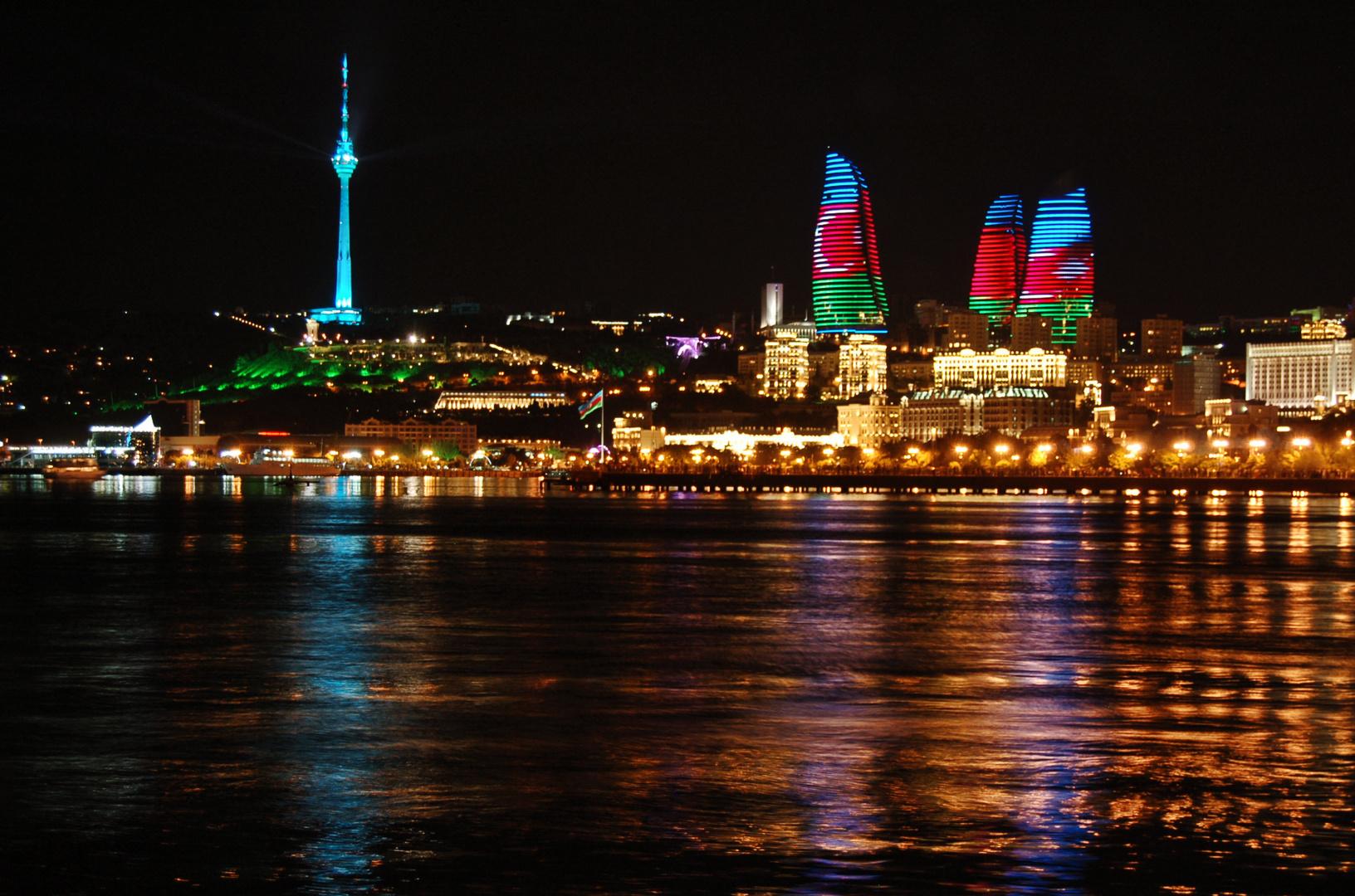 Baku Panoramic Night Tour – Azerbaijan