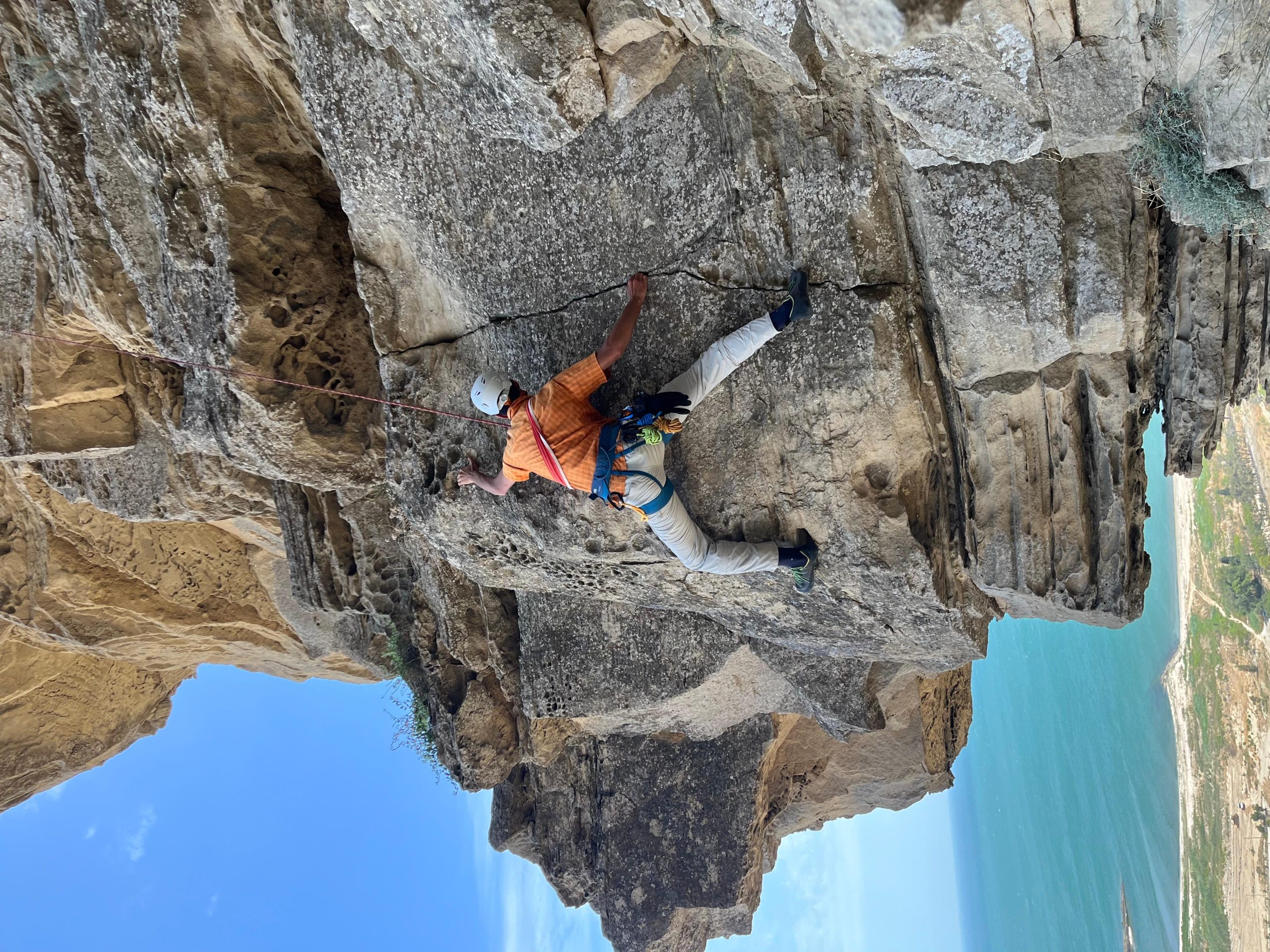 Baku: Rock Climbing Experience with Guide and Gear – Azerbaijan