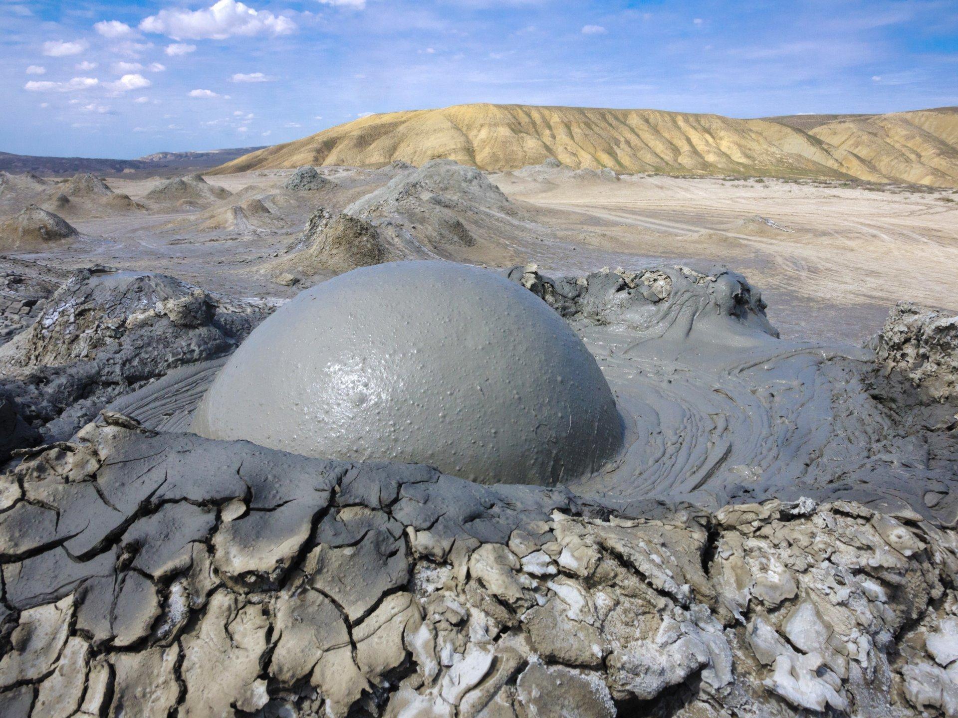 Baku to Gobustan, Mud Volcanoes with transfer and Absheron – Azerbaijan