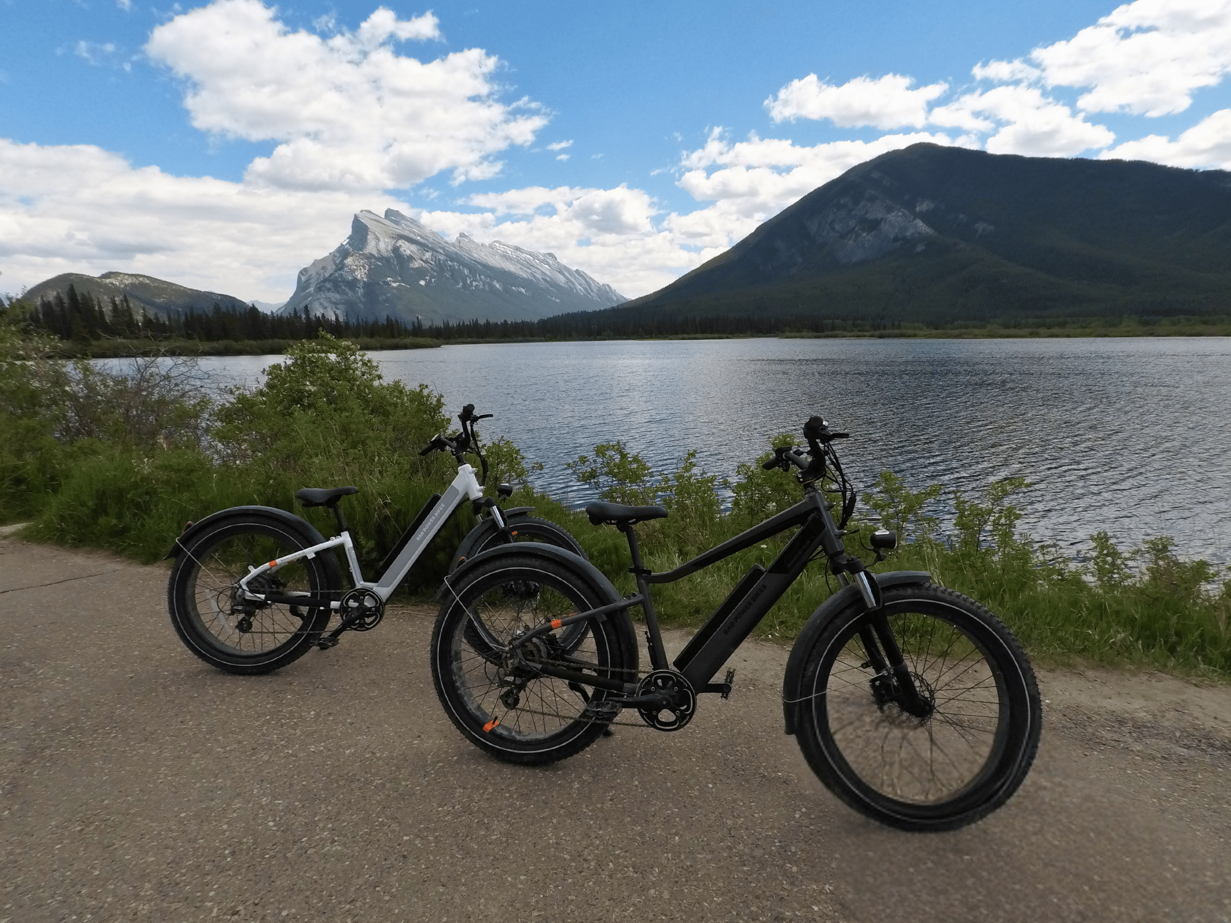 Banff Top Sights E-Fat Bike Tour – All Skill Levels – Banff, Canada