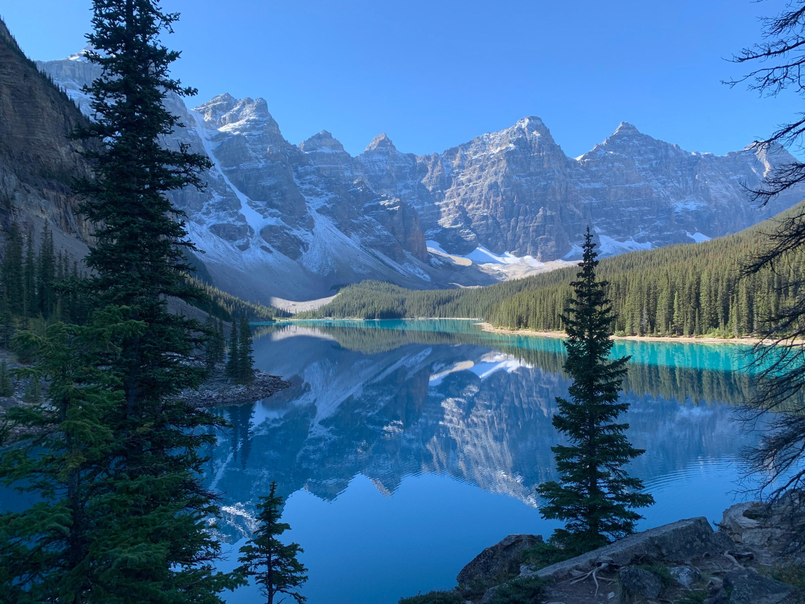 Banff/Canmore: Moraine Lake w/ Lake Louise Option – Lake Louise, Canada