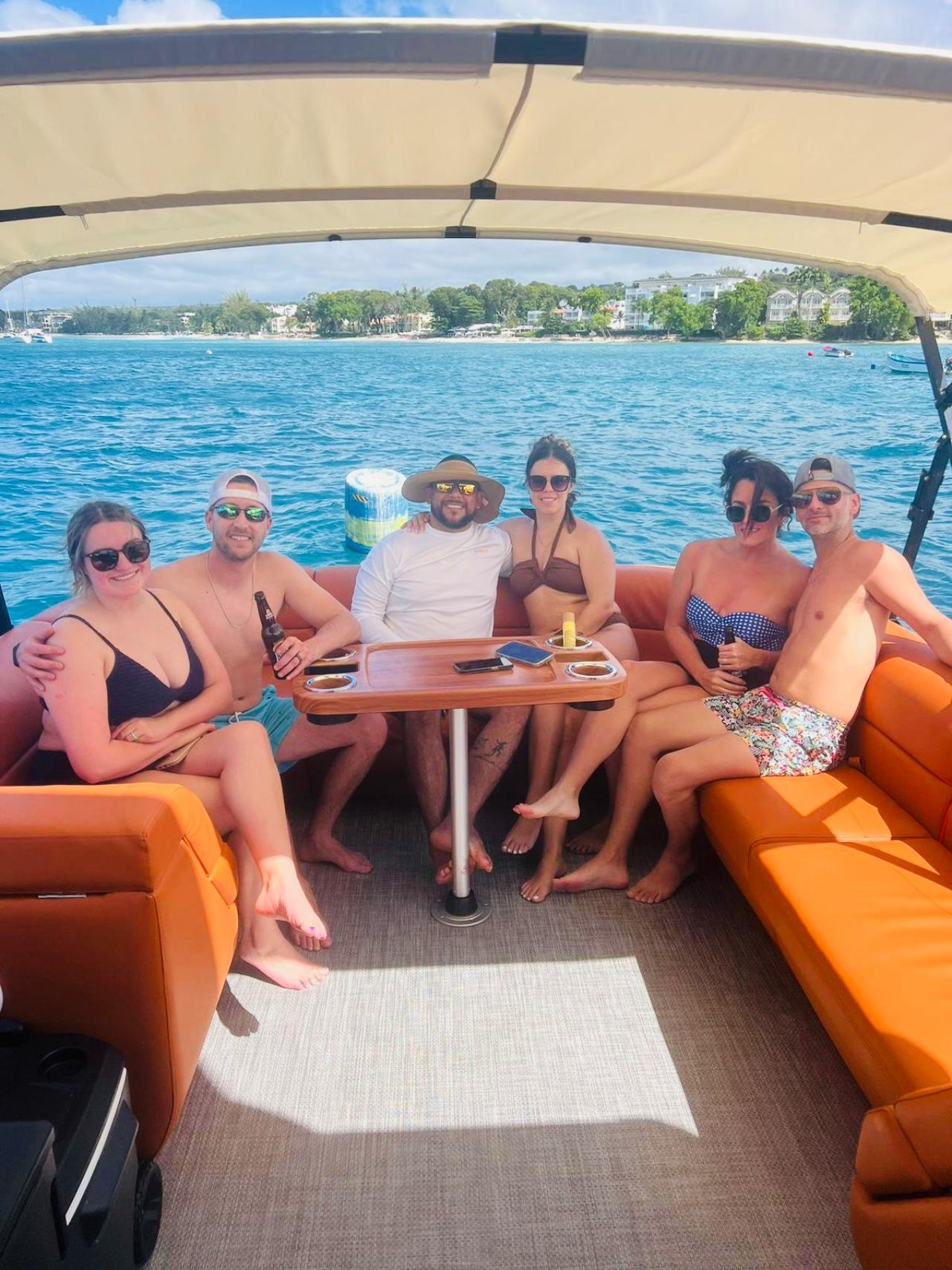 Barbados -Luxury Cruise with Lunch and Open Bar – Barbados