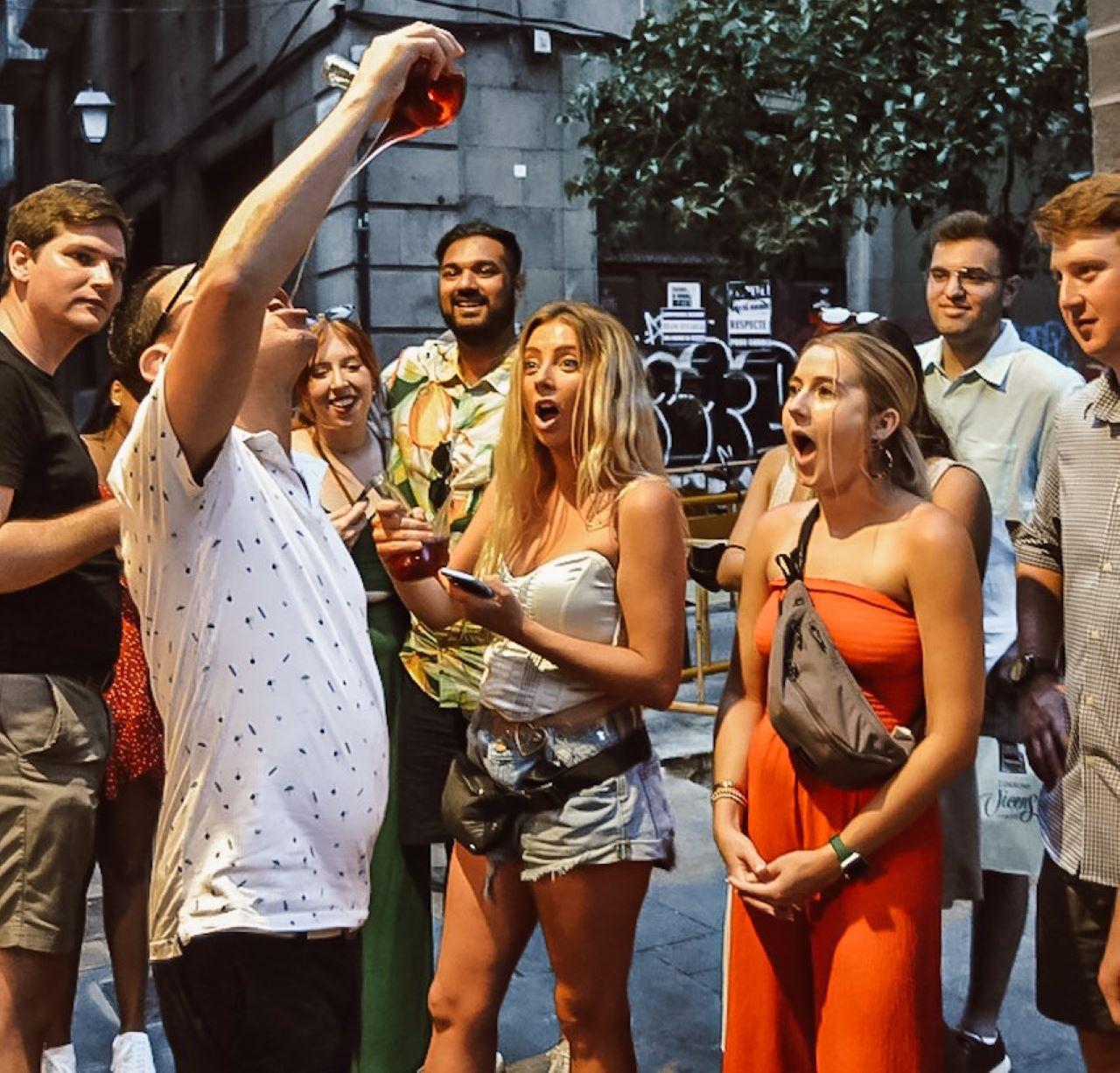 Barcelona: Tapas Walking Tour with Food, Wine, and History – Barcelona, Spain