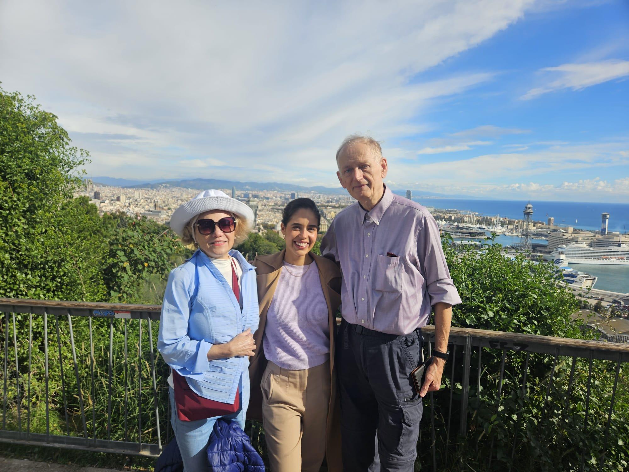 Barcelona: Walking tour with Montjuic Castle & Cable Car – Barcelona, Spain