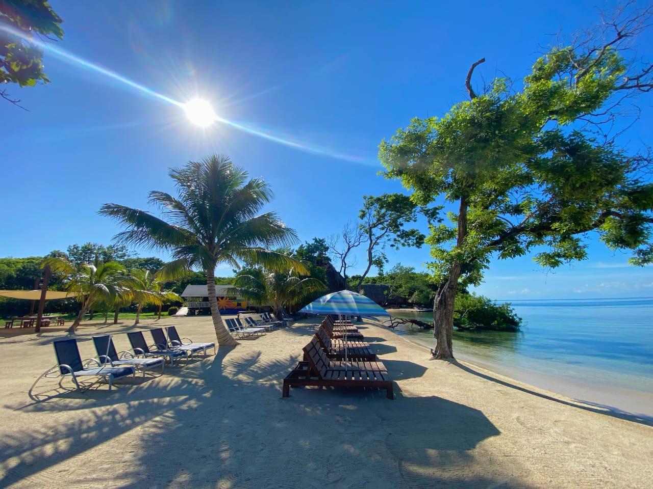 Beach Daypass in Private Key, Animal Park, Culture & History – Honduras