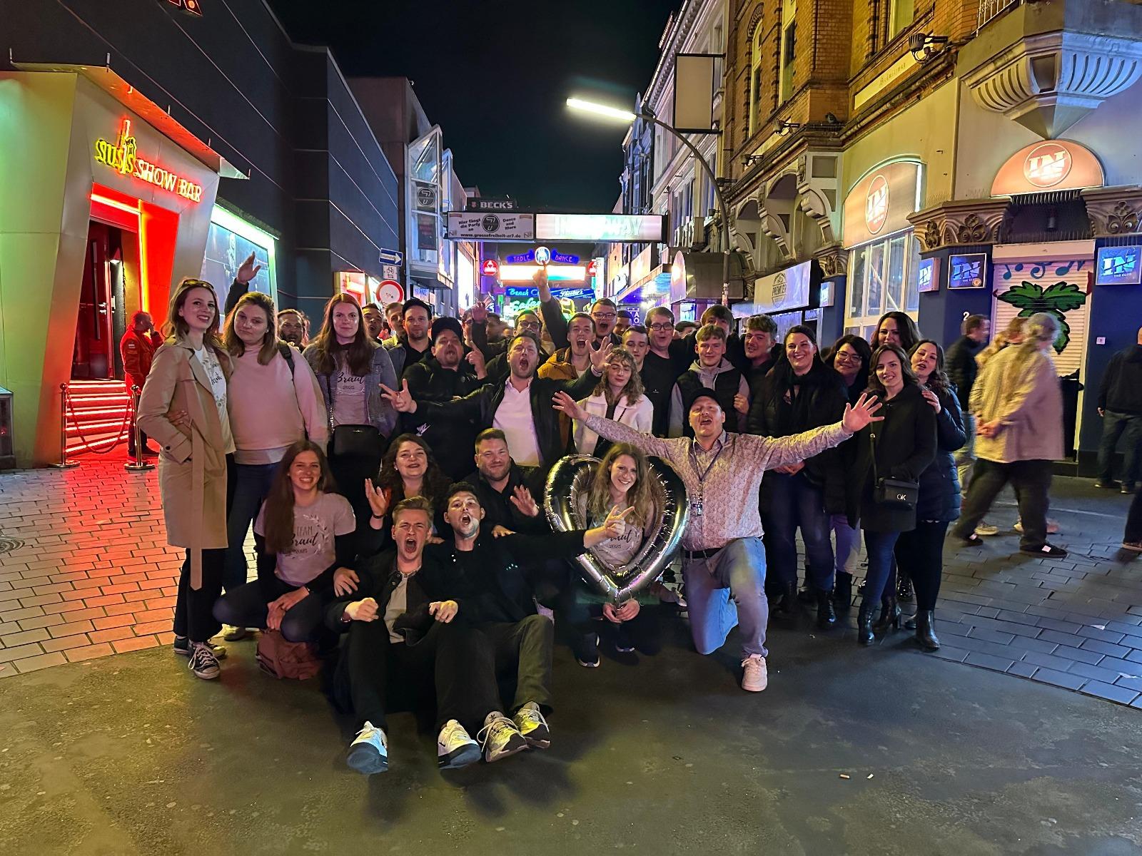 Big Hamburg Pubcrawl – Shots, Games & VIP Bundle – Hamburg, Germany