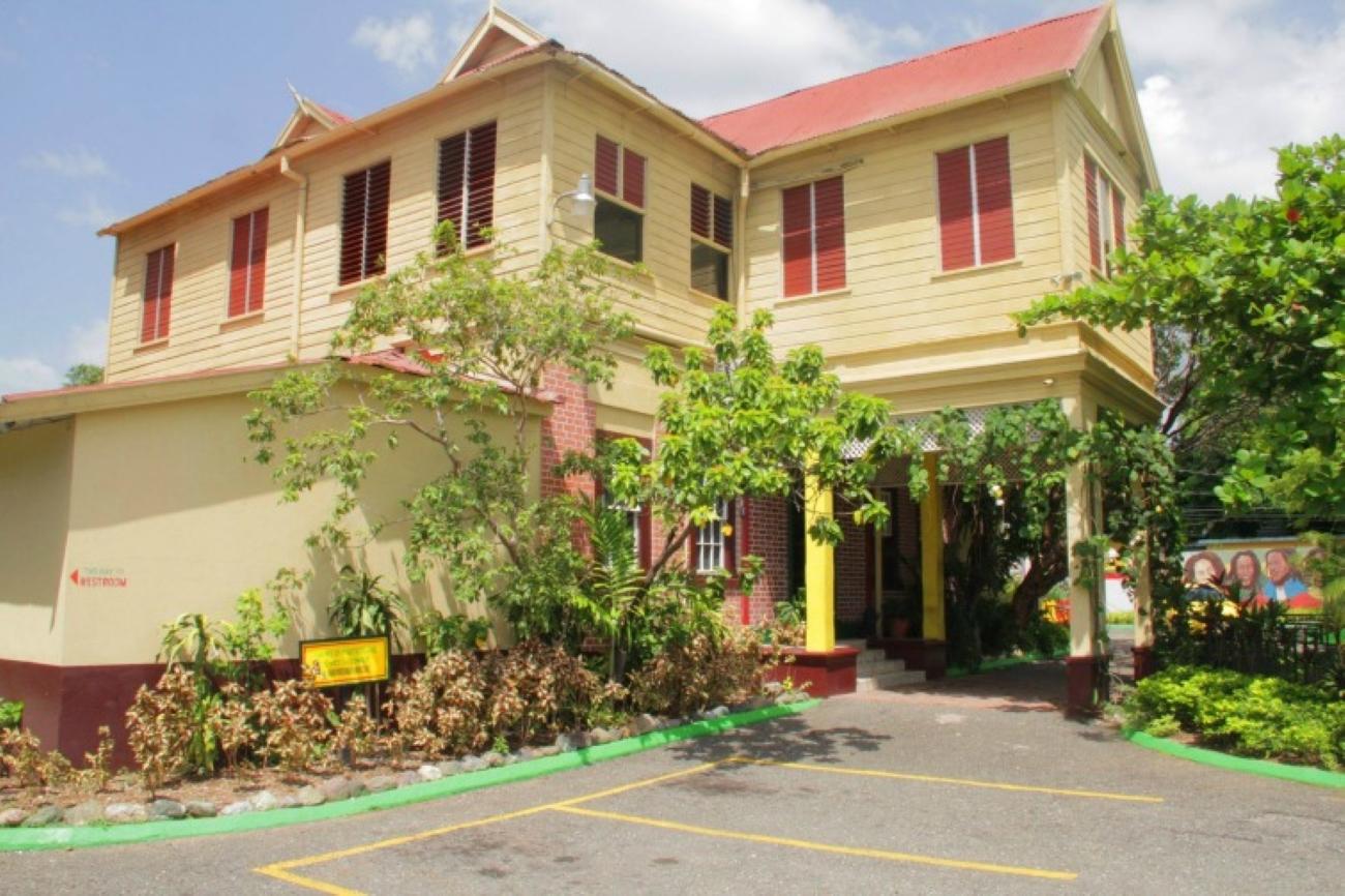 Bob Marley Guided City Tour – Kingston, Jamaica