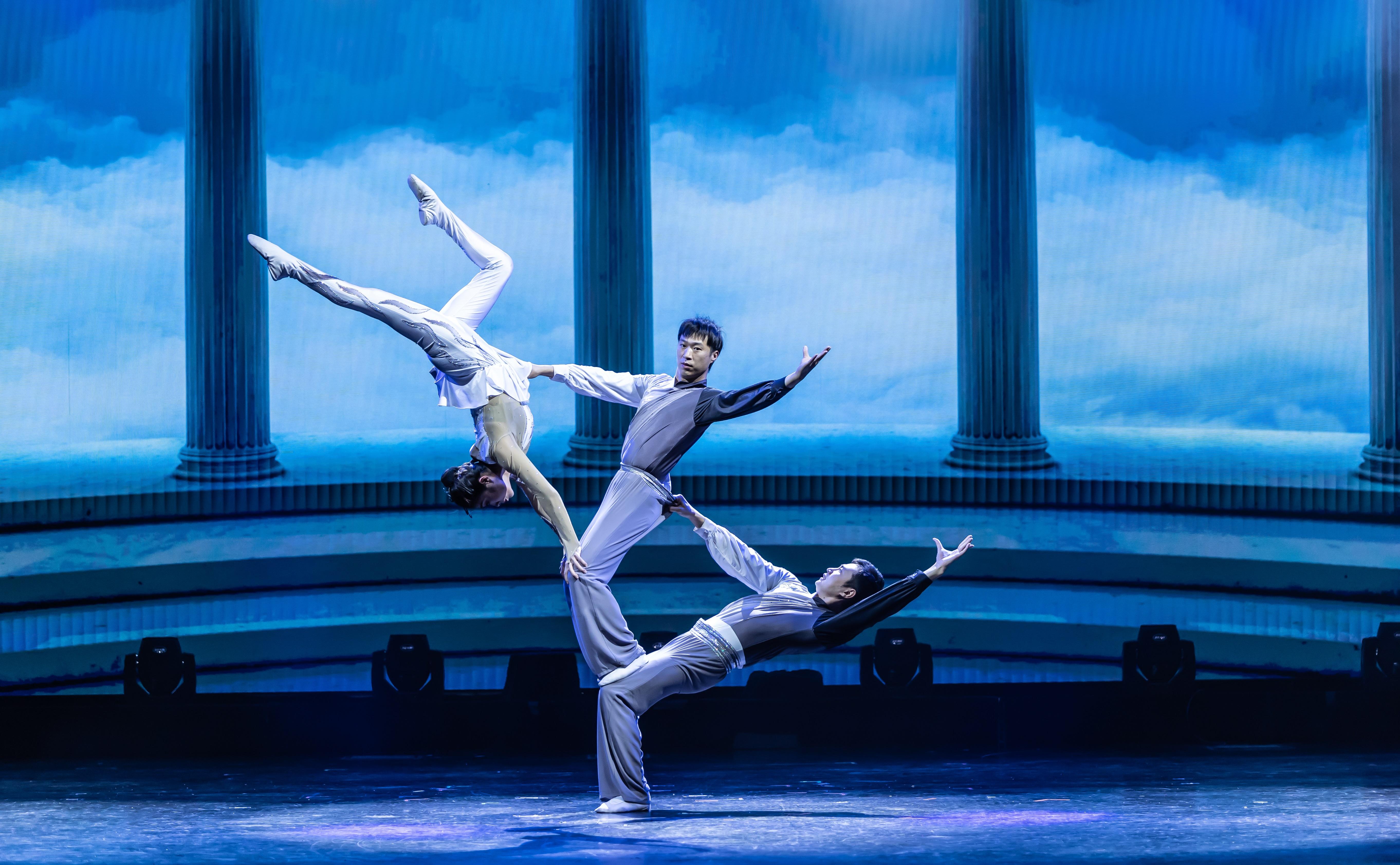 Branson: Grand Shanghai Circus Show Entry Ticket – Branson, Missouri