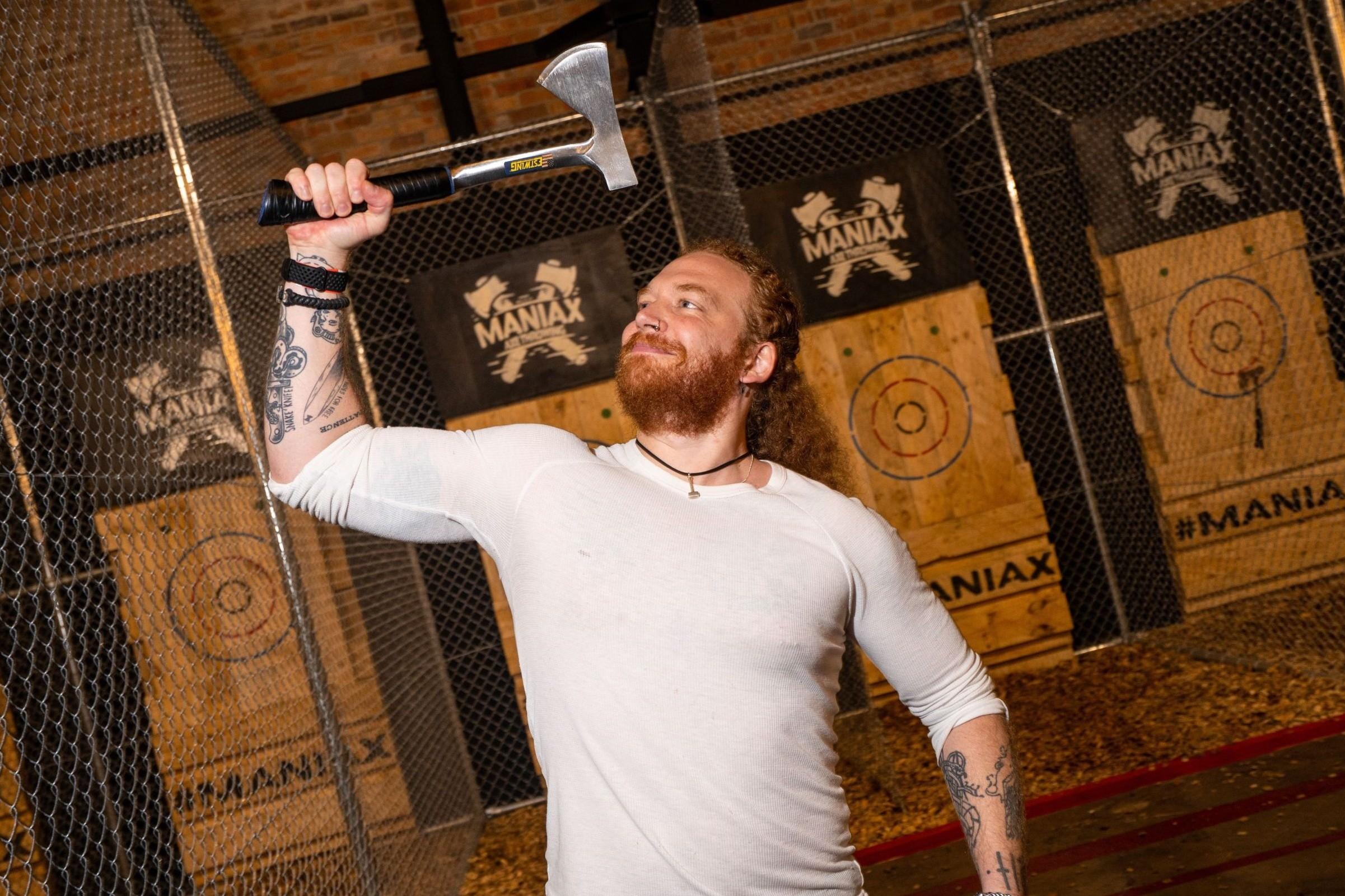 Brisbane CBD: Axe Throwing Session – 1 Hour – Brisbane, Australia