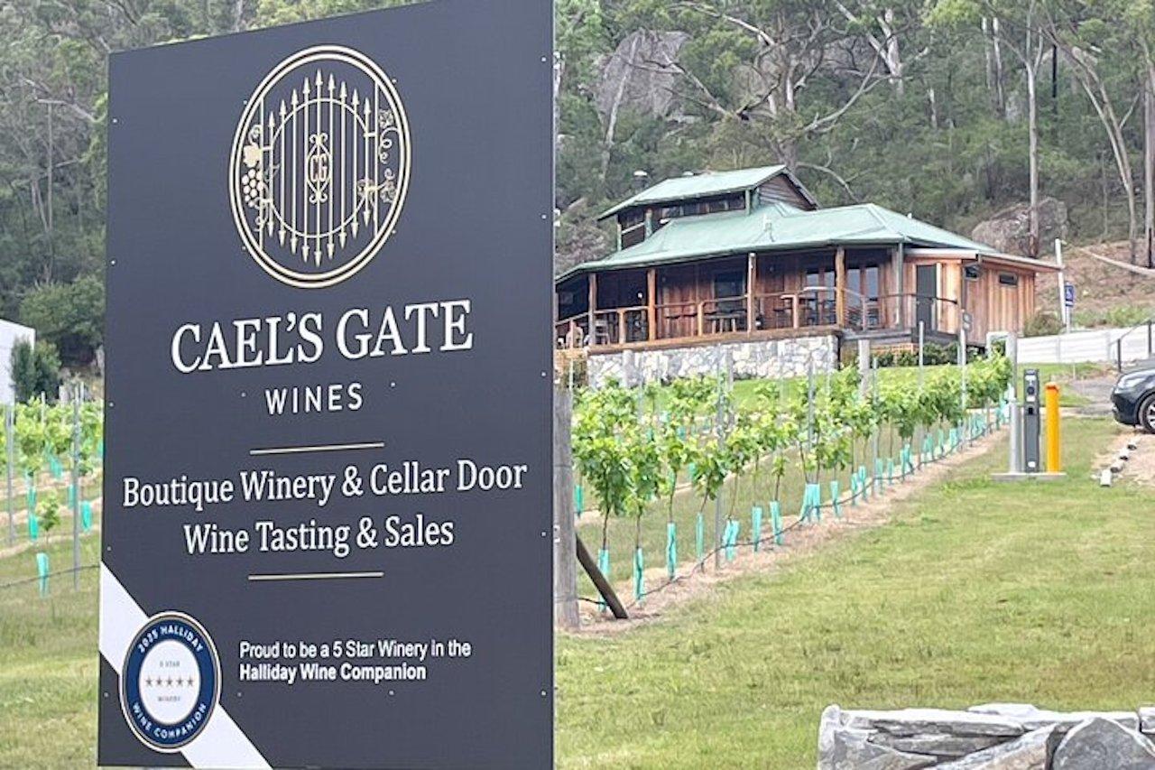 Broke: Cael’s Gate Reserve Wine Tasting – Broke, Australia