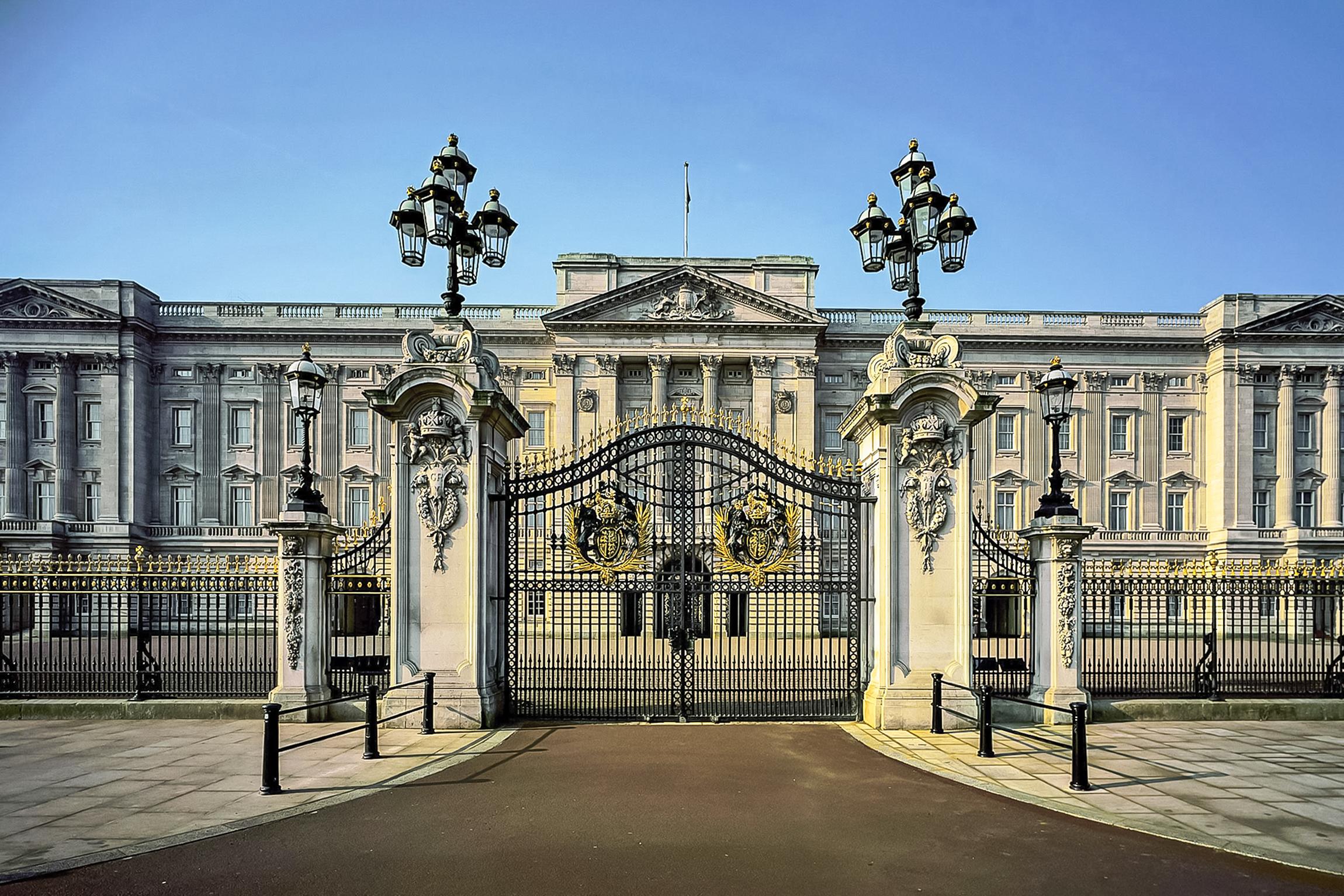 Buckingham Palace: The State Rooms Entrance Ticket – London, United Kingdom