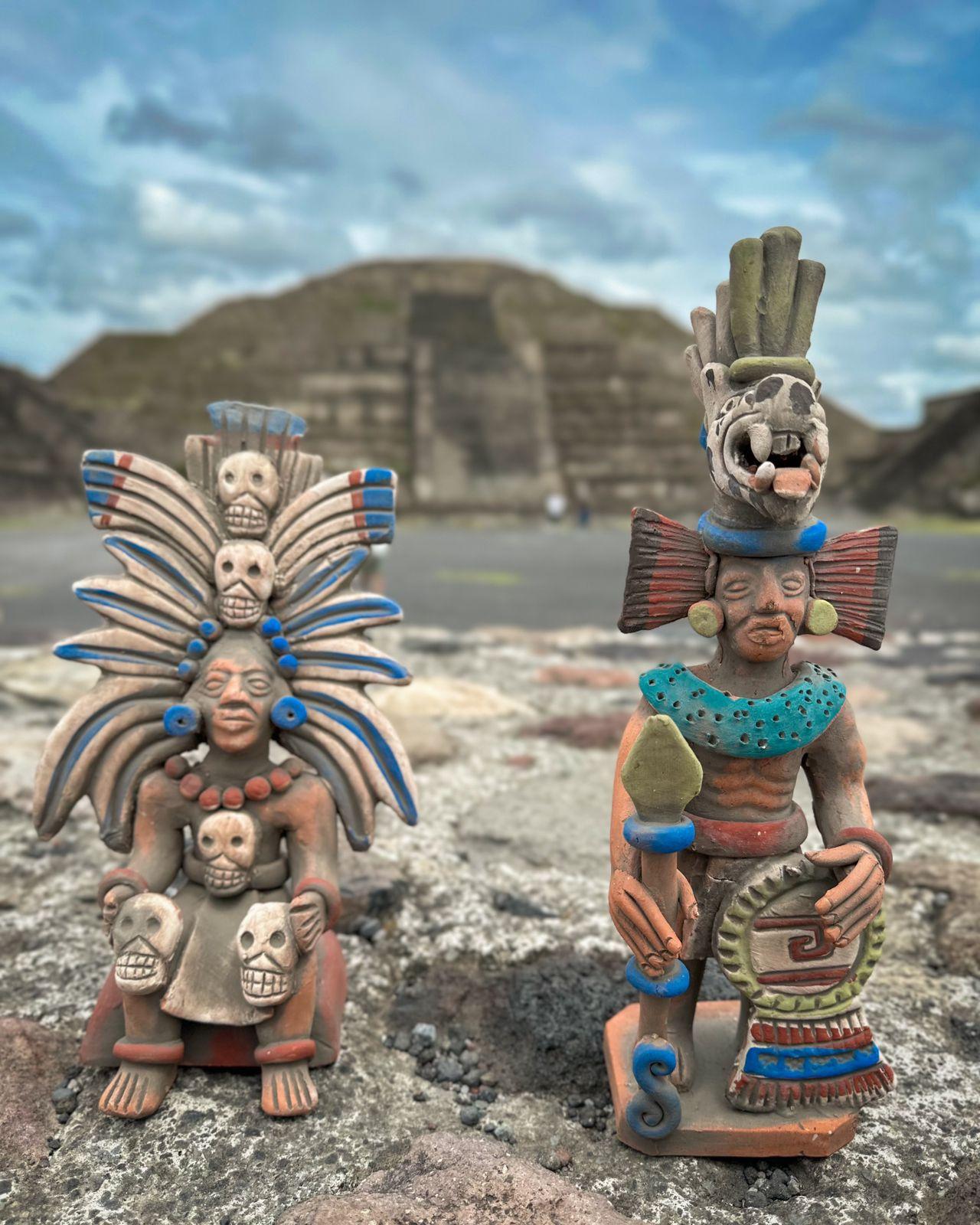 CDMX to La GRUTA Rest. to Teotihuacan Pyramids, PRIVATE – San Juan Teotihuacán, Mexico