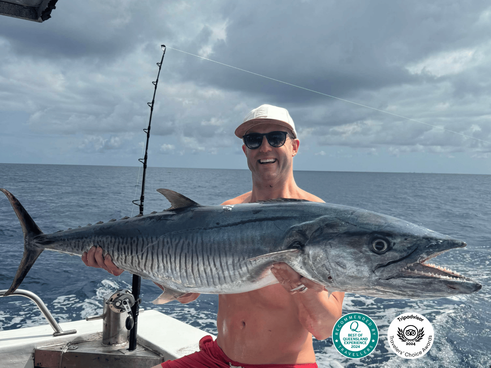 Cairns: Great Barrier Reef Fishing Charter with Lunch – Cairns, Australia