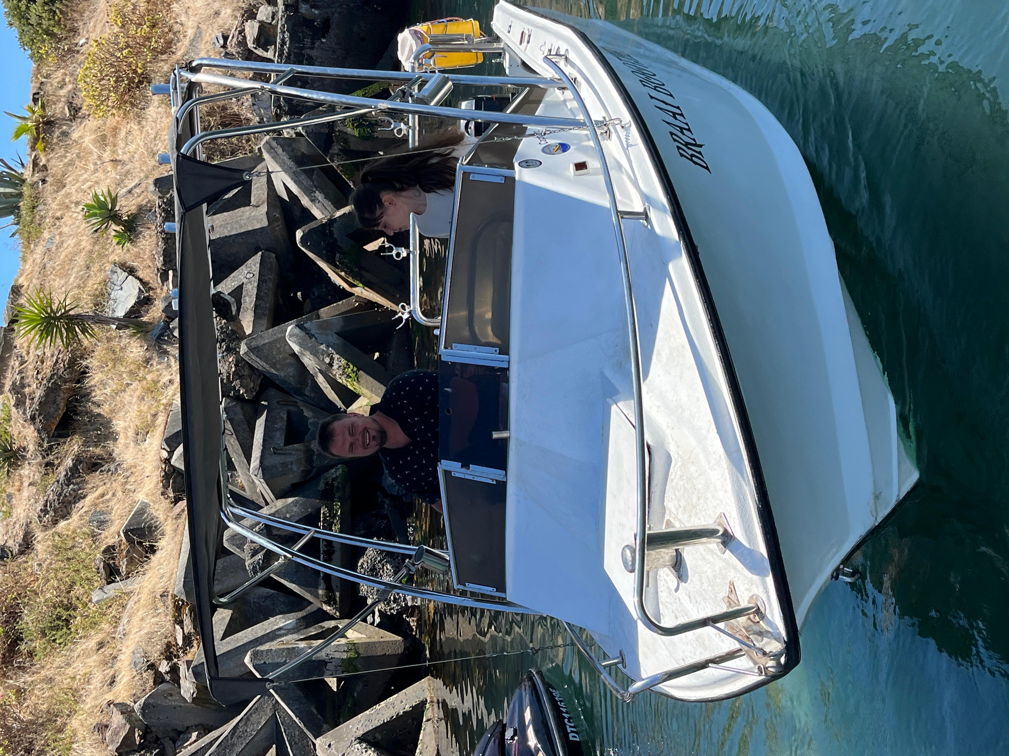 Cape Town: Clifton 4th Beach Boat Cruise with BBQ – Cape Town, South Africa