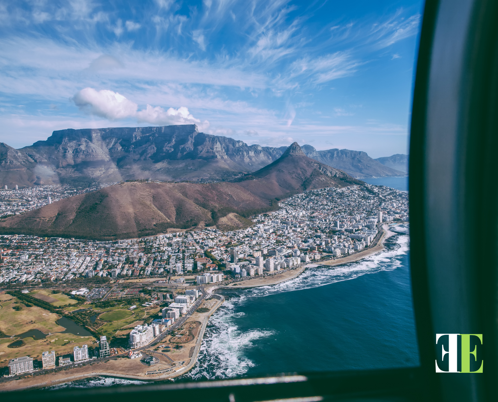 Cape Town: Helicopter Flight, Vintage Car Drive and Lunch – Cape Town, South Africa