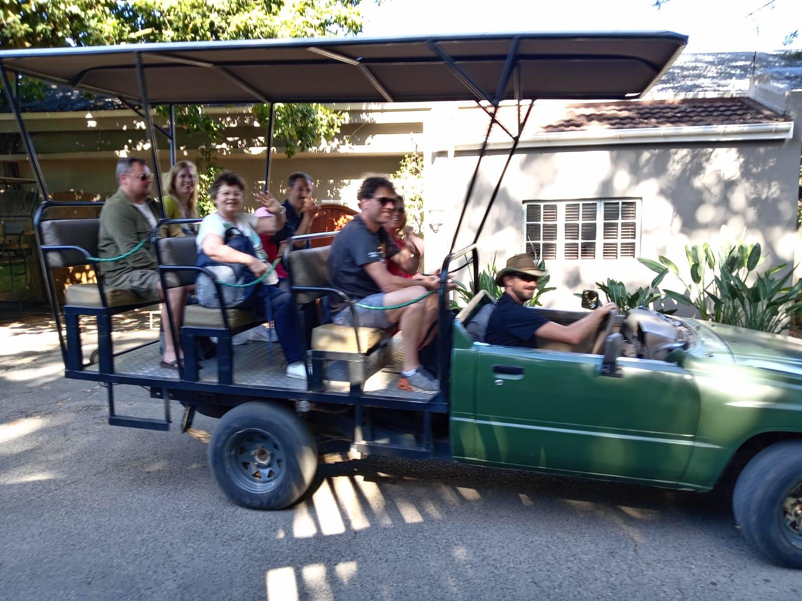 Cape Town: Safari & Winelands Day Tour – Cape Town, South Africa