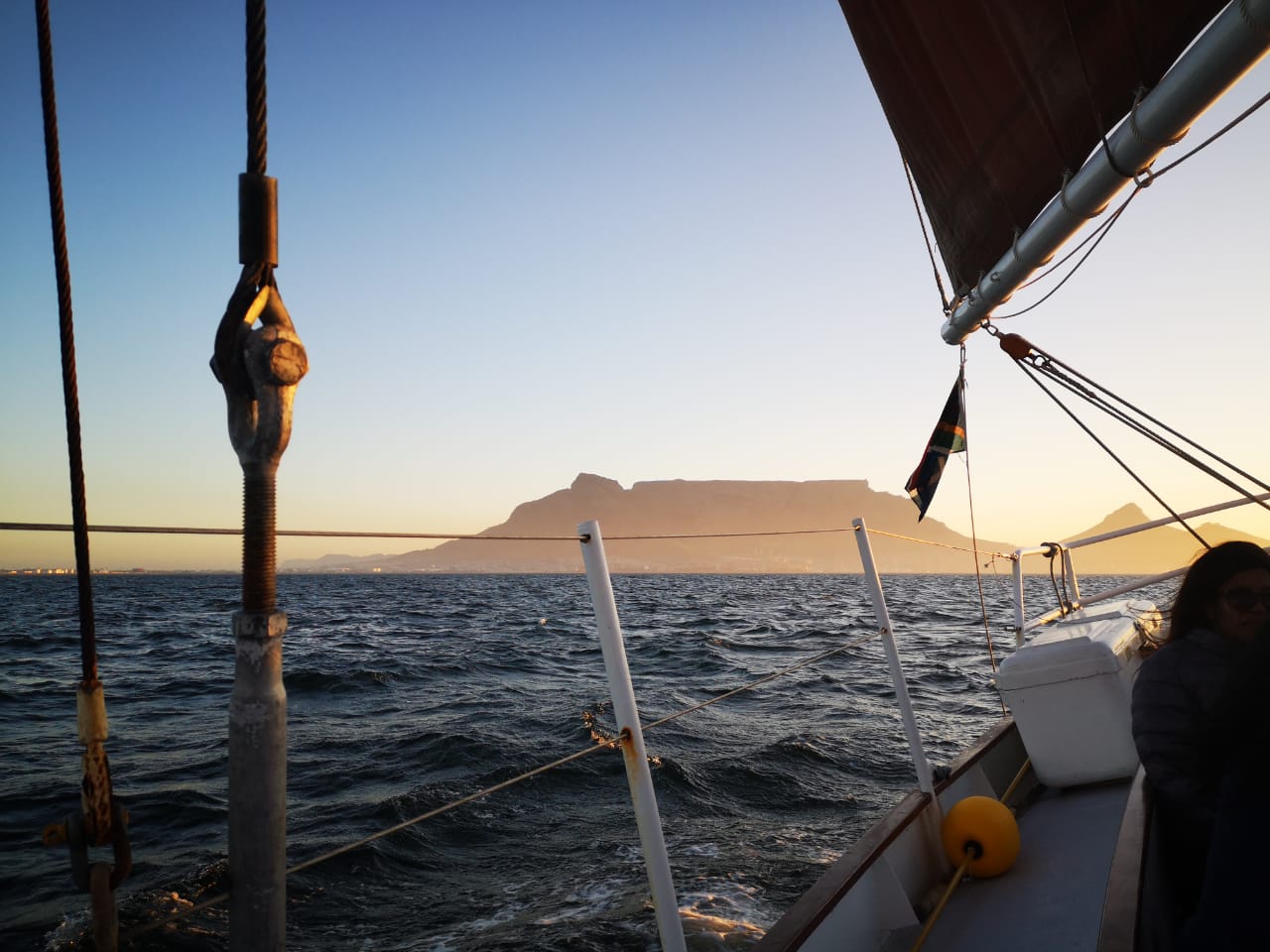 Cape Town: Sunset Cruise from V&A Waterfront with Bubbly – Cape Town, South Africa
