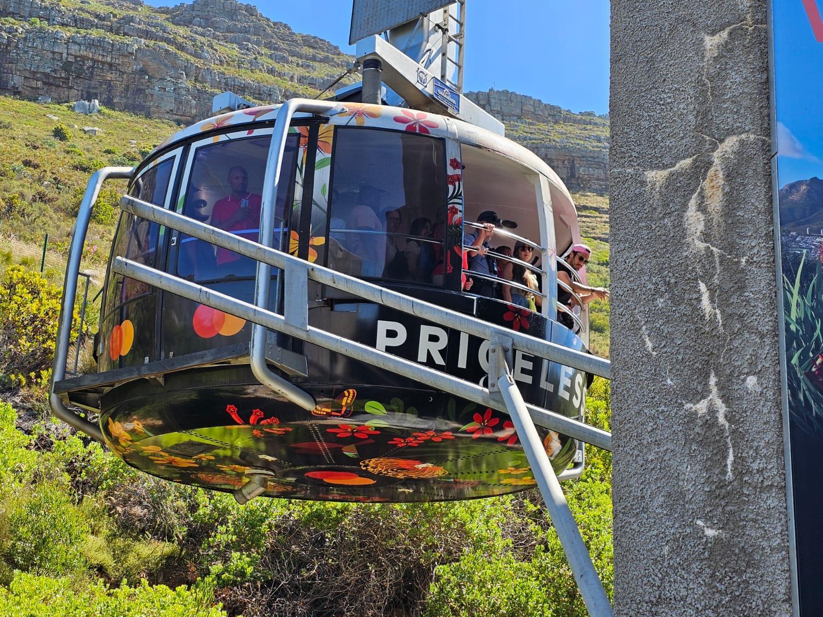 Cape Town: Table Mountain, Cape Point, & Penguins Group Tour – Cape Town, South Africa