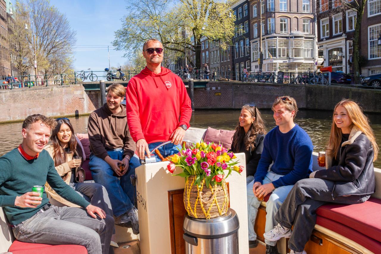 Cheese & Drinks Guided Amsterdam Boat Tour, All Inclusive – Amsterdam, Netherlands
