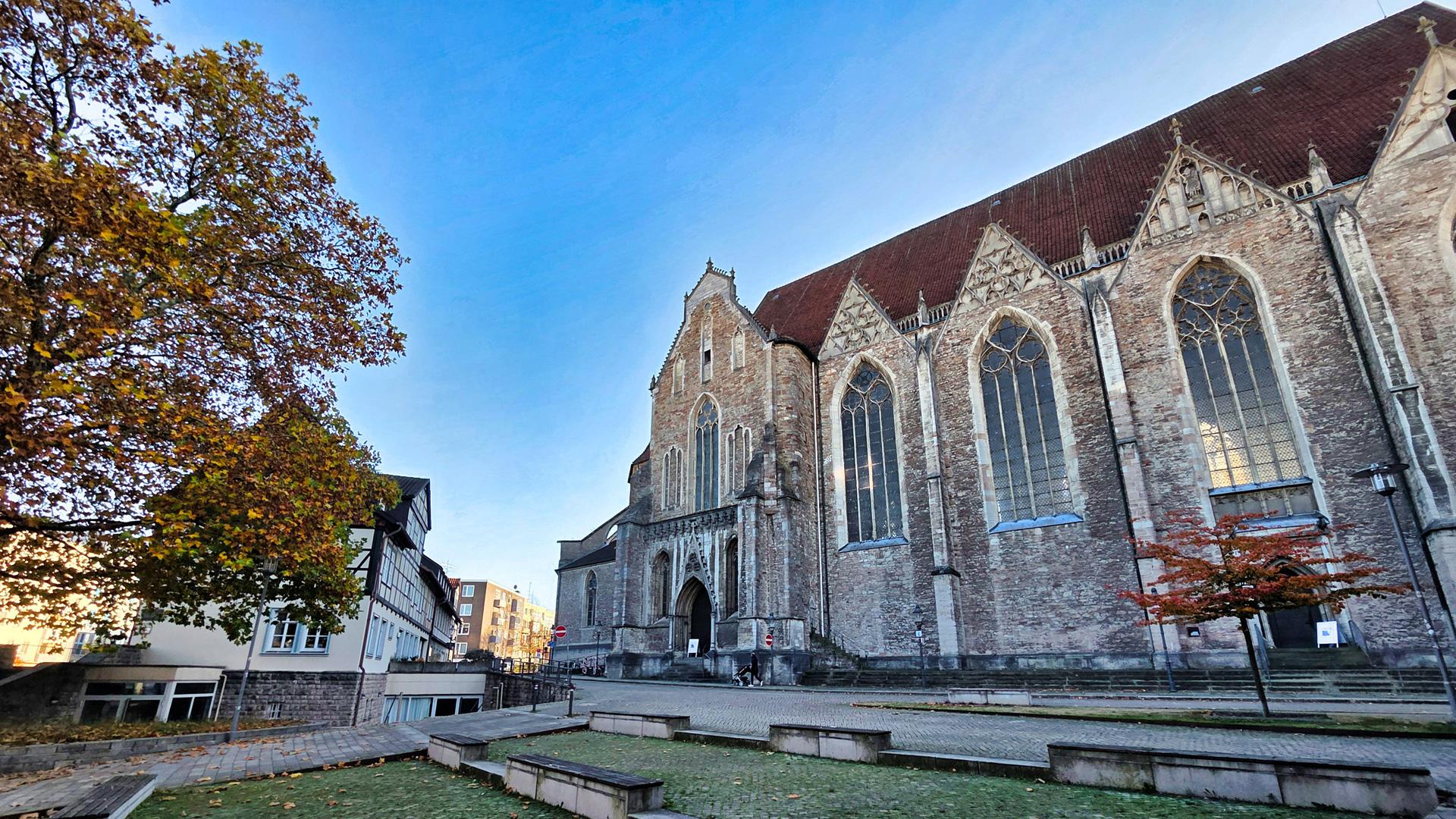 City tour in Braunschweig, Brunonen, monks and saints – Brunswick, Germany