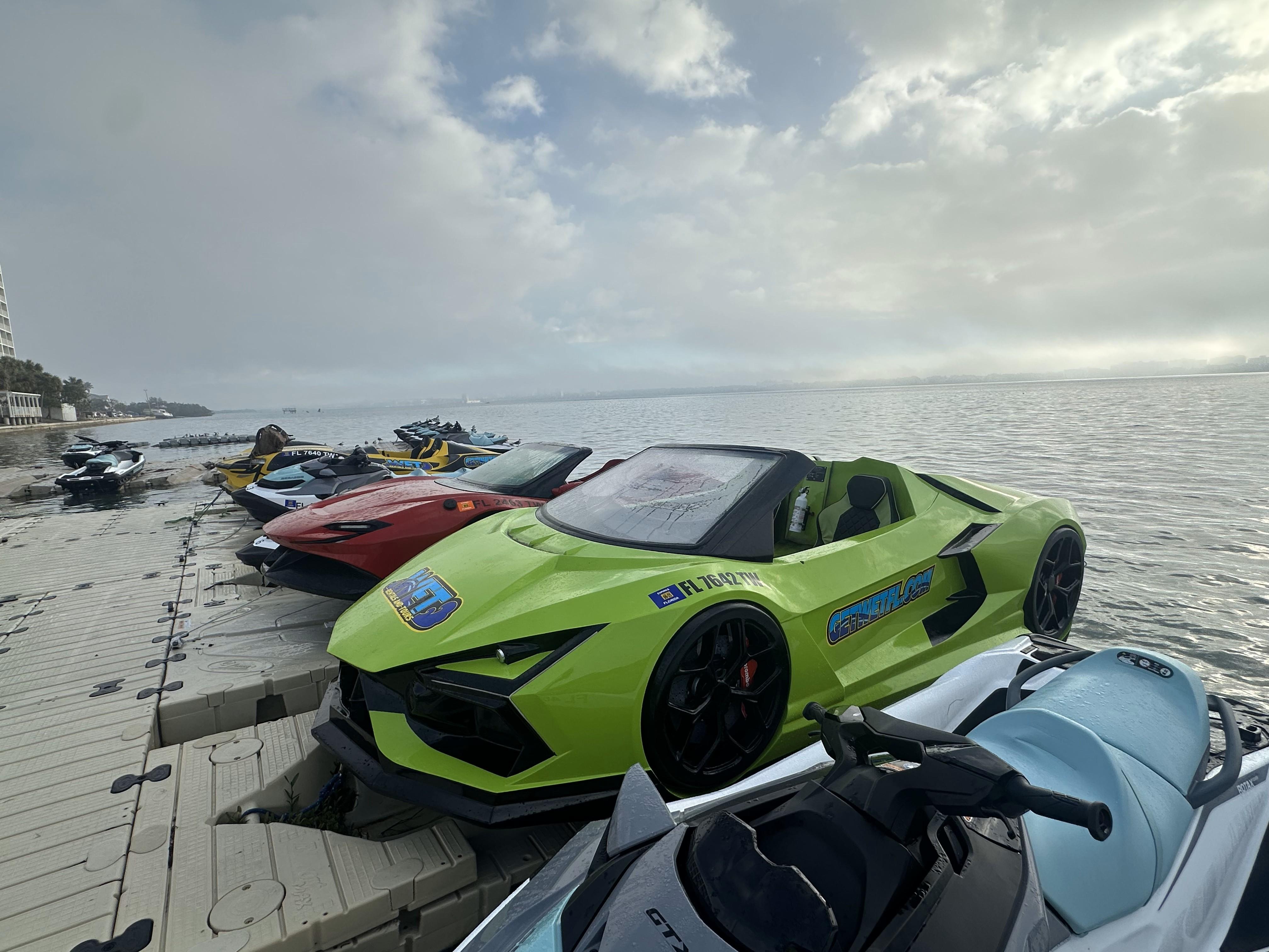 Clearwater Beach: Jet Car Rental – Clearwater, Florida