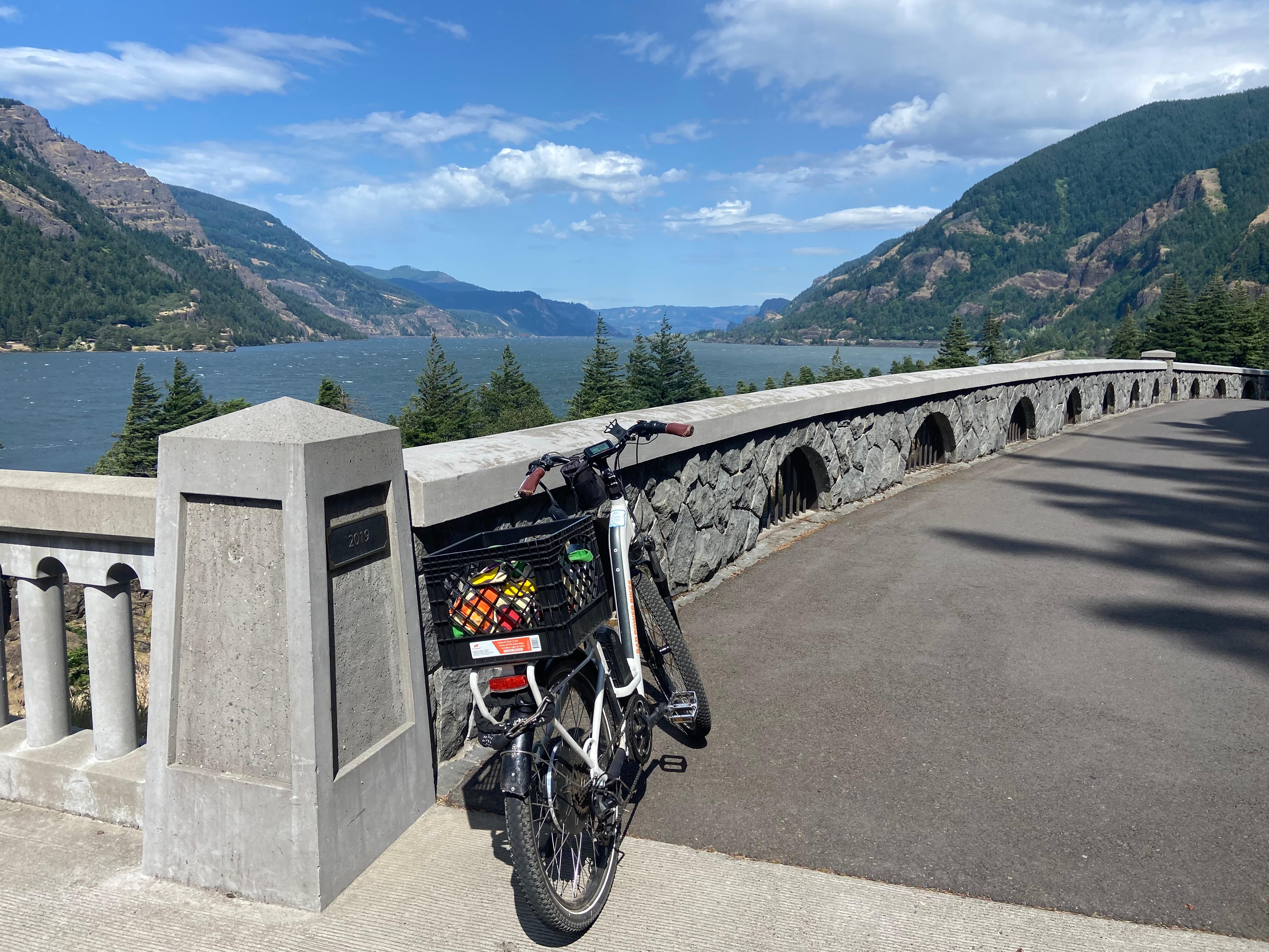 Columbia River Gorge: 3-Day Guided E-Bike Tour – Rowena Crest Viewpoint, Oregon