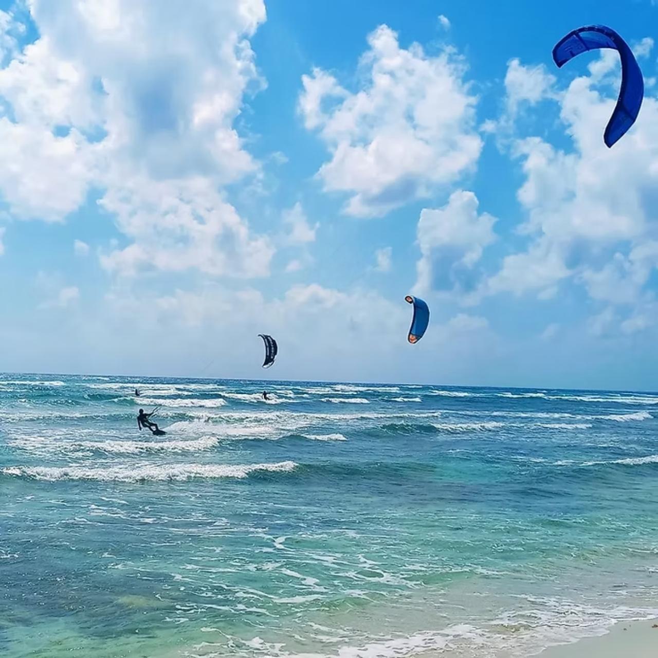 Cozumel: Kitesurfing introduction with certified instructor – Cozumel, Mexico