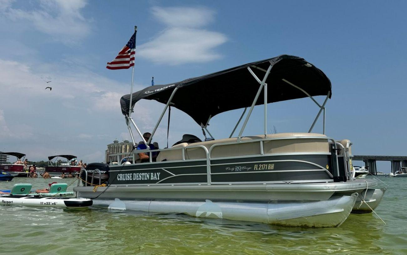Destin: Crab Island Pontoon Boat Adventure – Destin, Florida