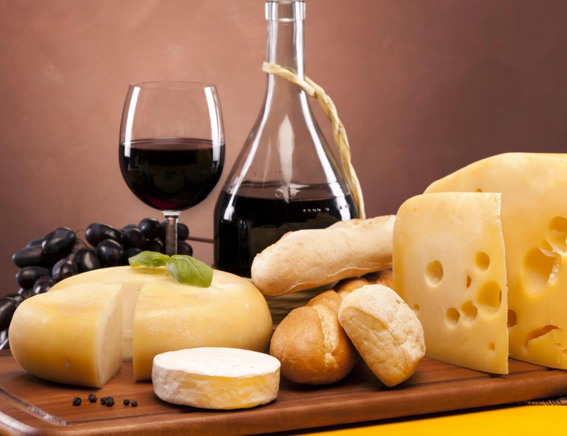 Dijon: Wine, cheese and Burgundy treasures tasting experience – Dijon, France