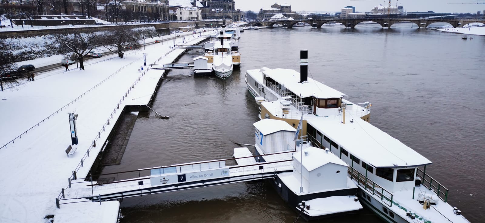 Dresden: Paddle Steamer Winter Cruise to Pillnitz – Dresden, Germany