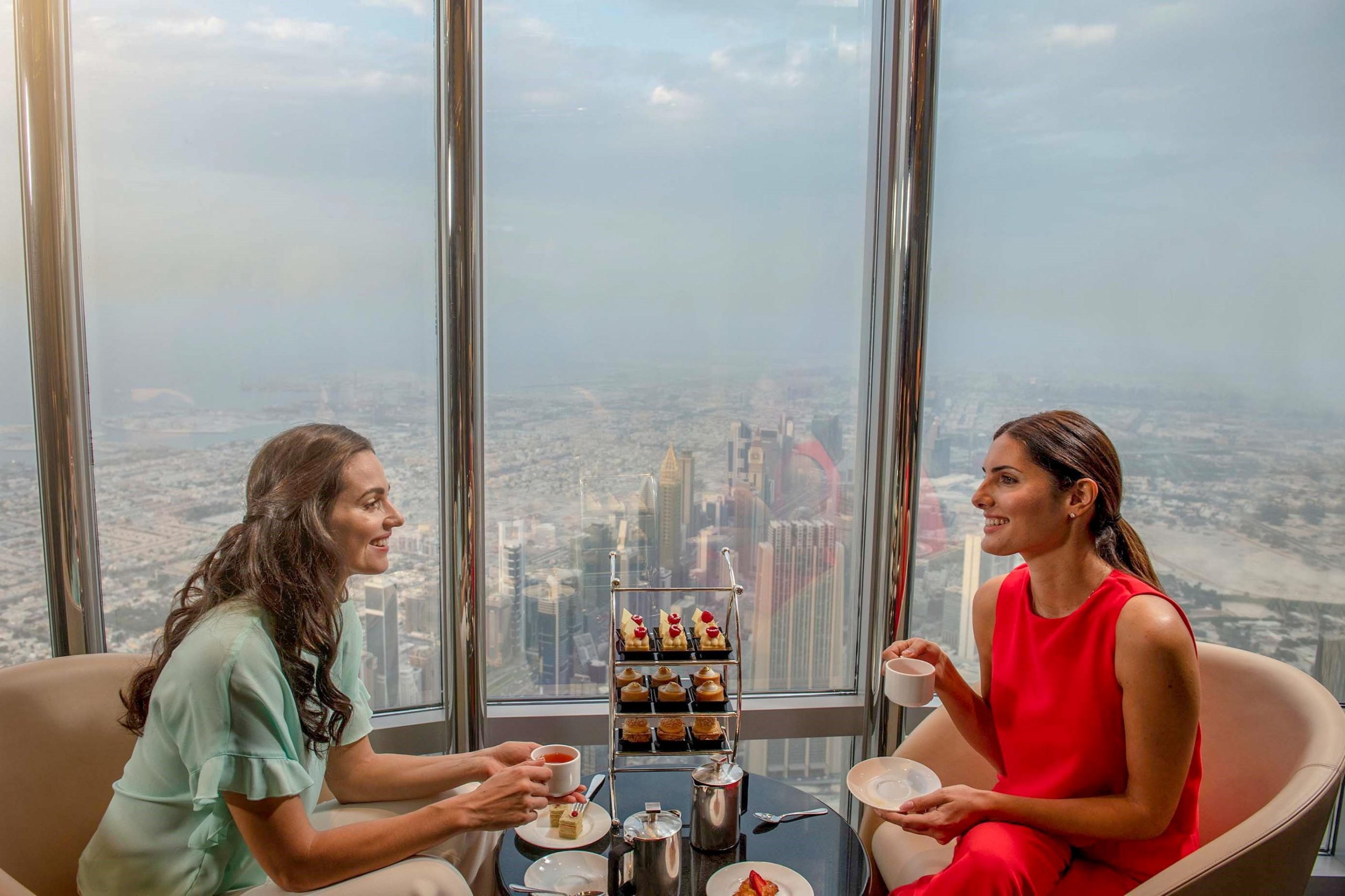 Dubai: Burj Khalifa VIP Experience Level 152 Lounge Access – Dubai, United Arab Emirates