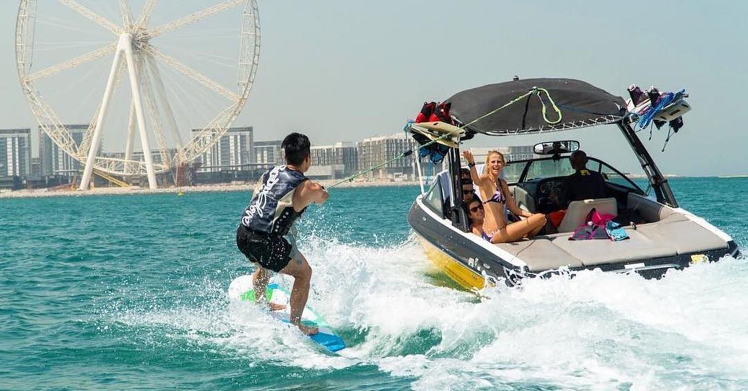 Dubai: Dubai Marina Wakesurfing or Wakeboarding Experience – Dubai, United Arab Emirates