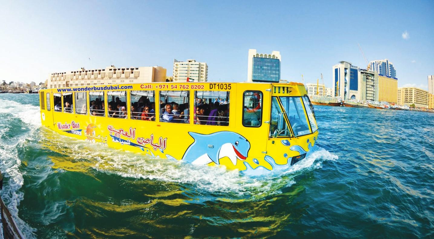 Dubai: Old town tour with Wonder Bus, souks, Creek and Guide – Dubai, United Arab Emirates