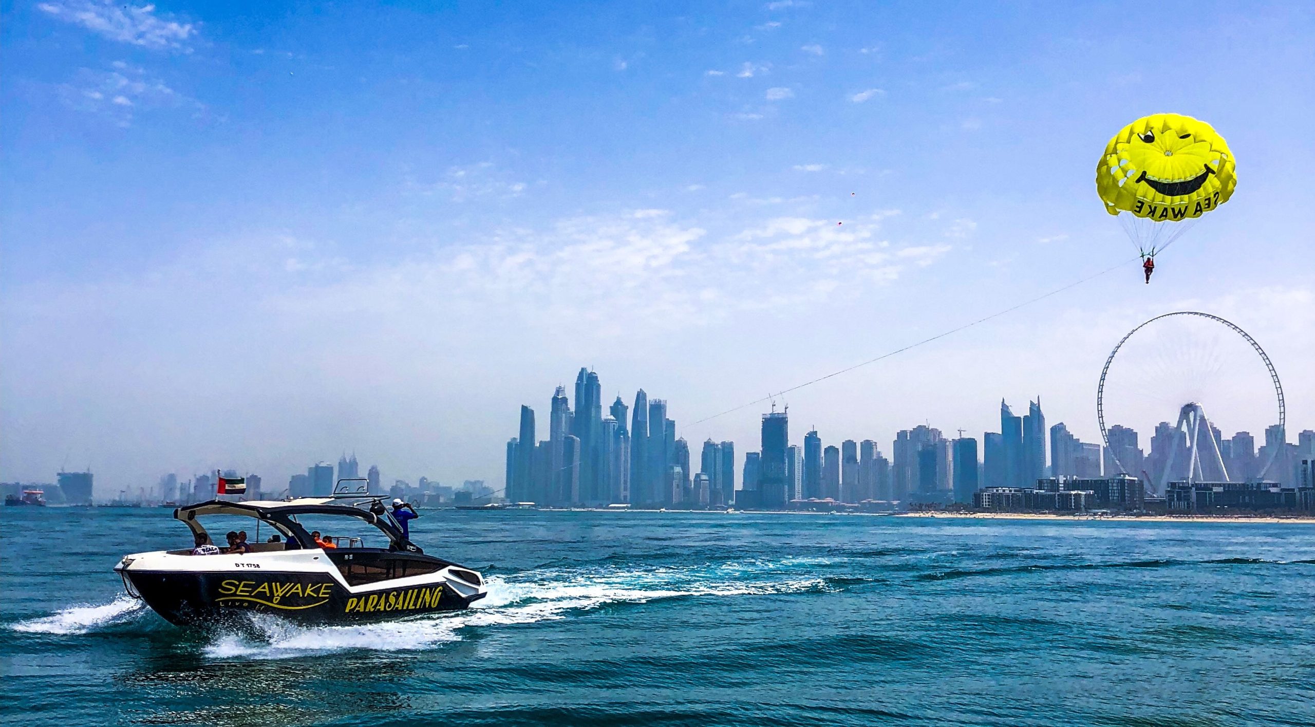 Dubai: Parasailing Adventure Above Dubai’s Iconic Coastline – Dubai, United Arab Emirates