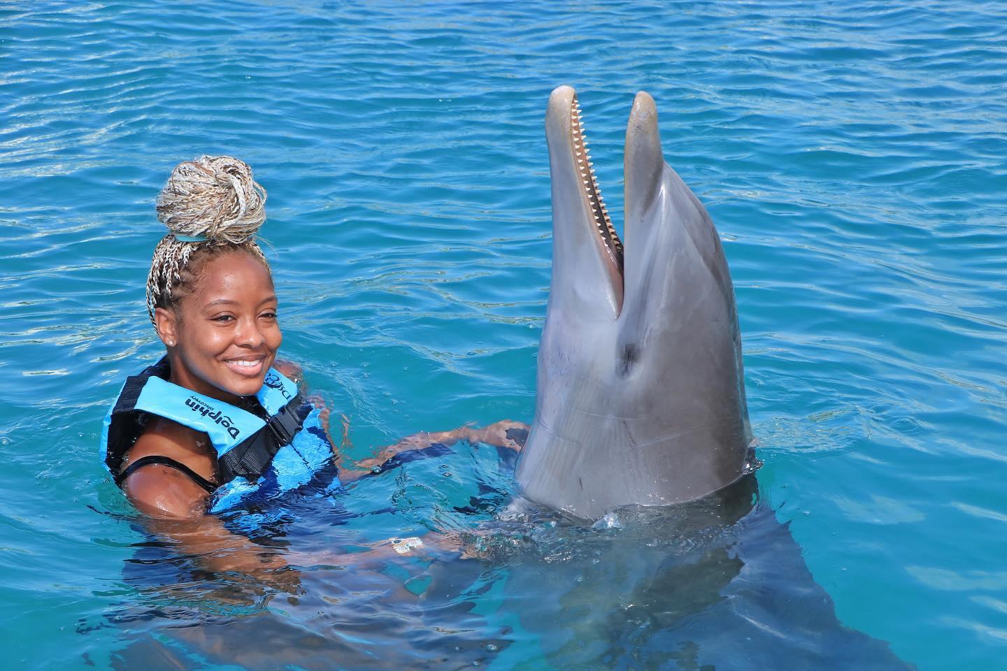 Dunn’s River Falls and Dolphin Cove Swim Adventure – Dolphin Cove Ocho Rios, Jamaica