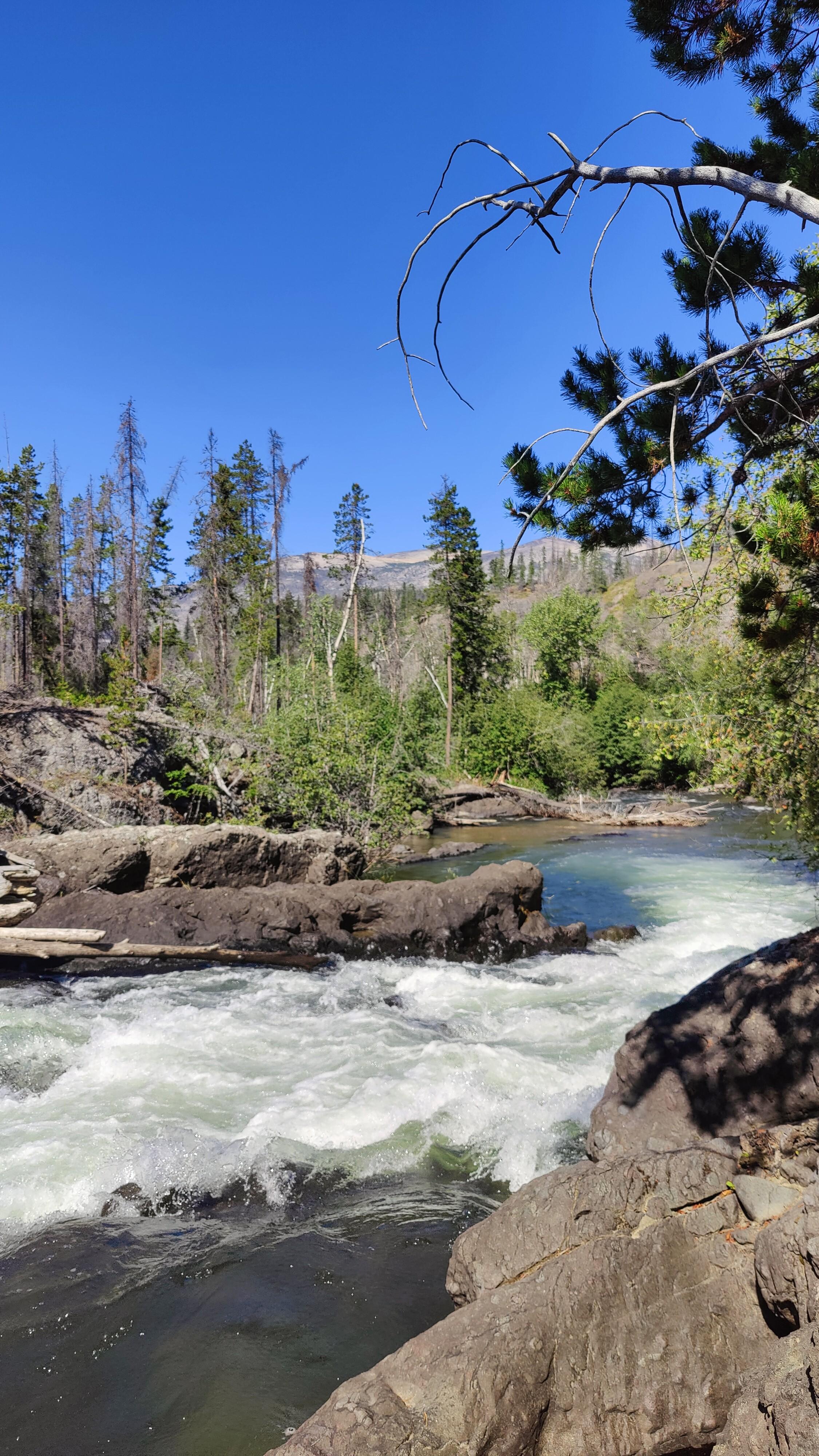 Eagle Lake, BC: Hidden Waterfalls Tour 4×4 – British Columbia, Canada