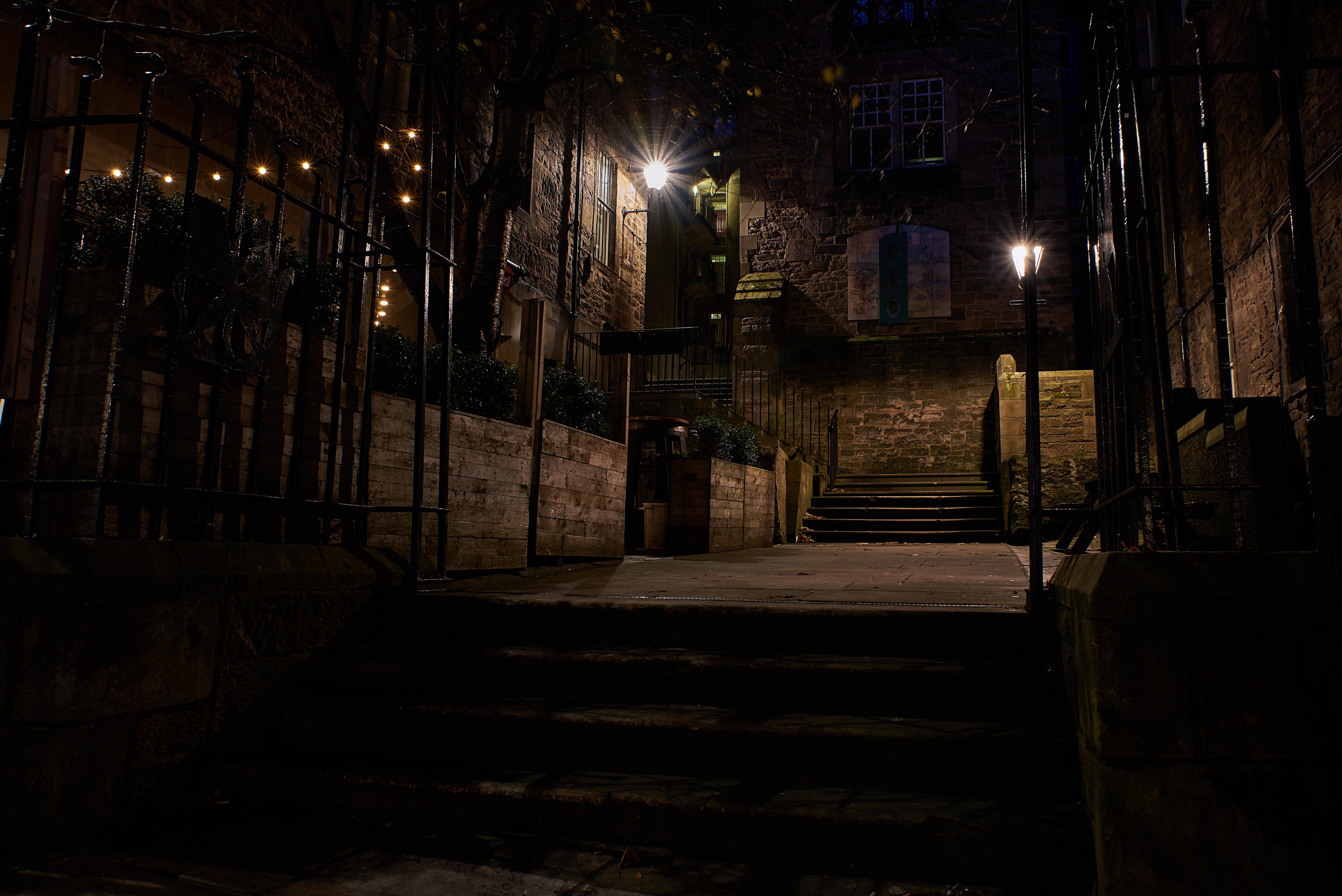 Edinburgh: Dark Secrets of the Old Town Ghost Walking Tour – Edinburgh, United Kingdom
