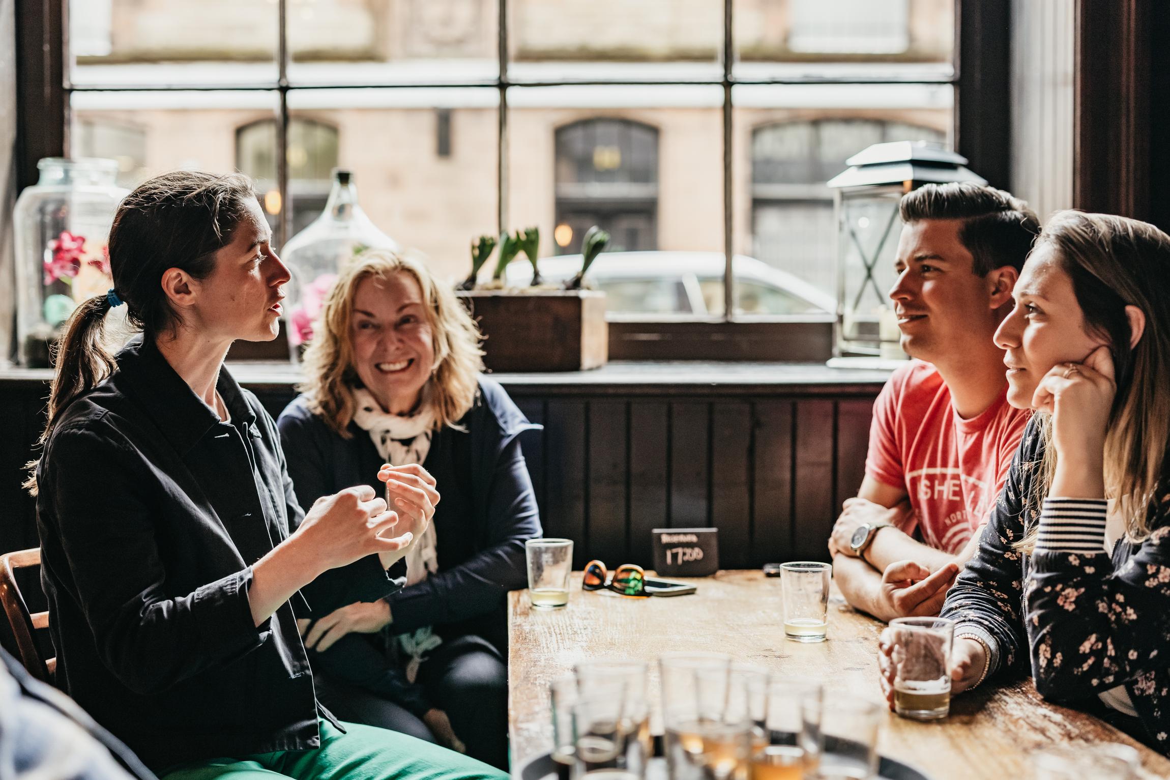 Edinburgh: Old Town Guided Walking Tour and Beer Tasting – Edinburgh, United Kingdom