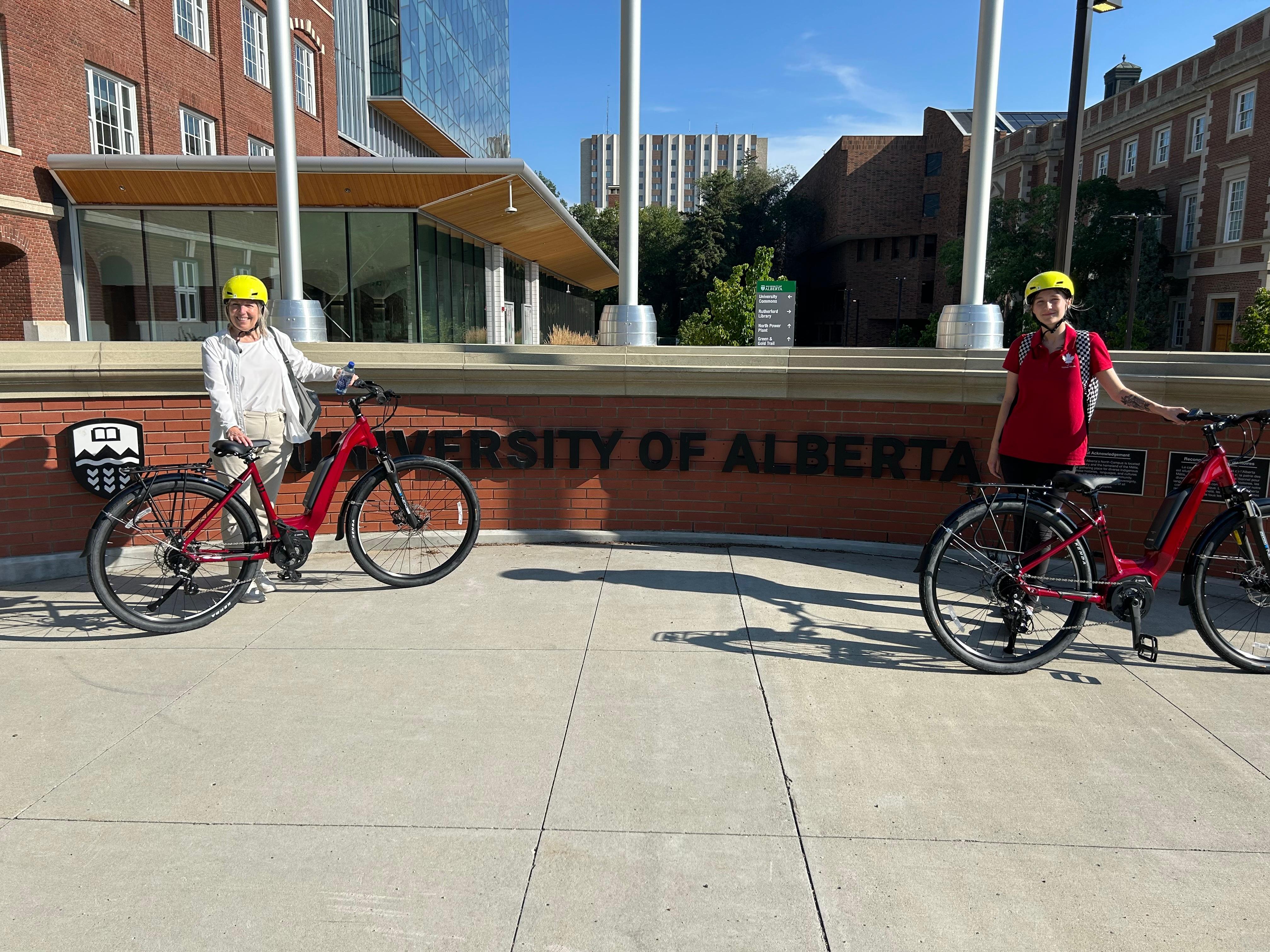 Edmonton: City Bike Tour, Highlights and River Valley – Edmonton, Canada