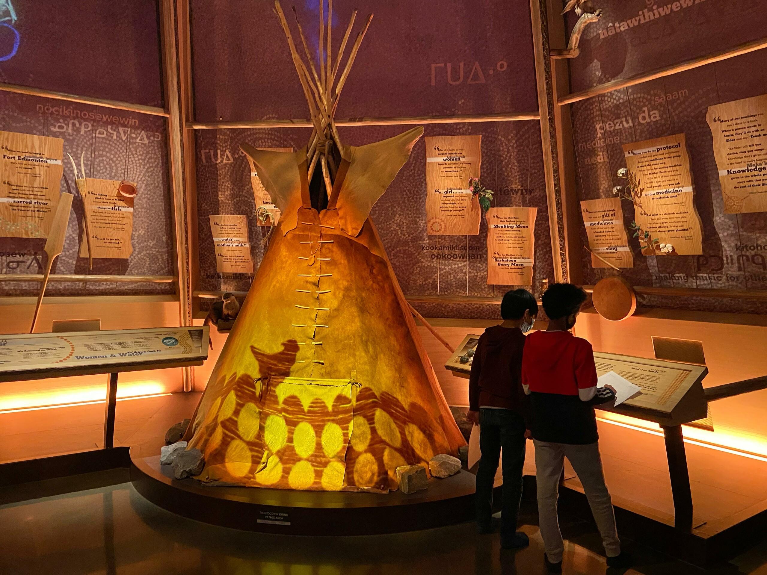 Edmonton: Indigenous Heritage Tour with Minivan Transport – Edmonton, Canada