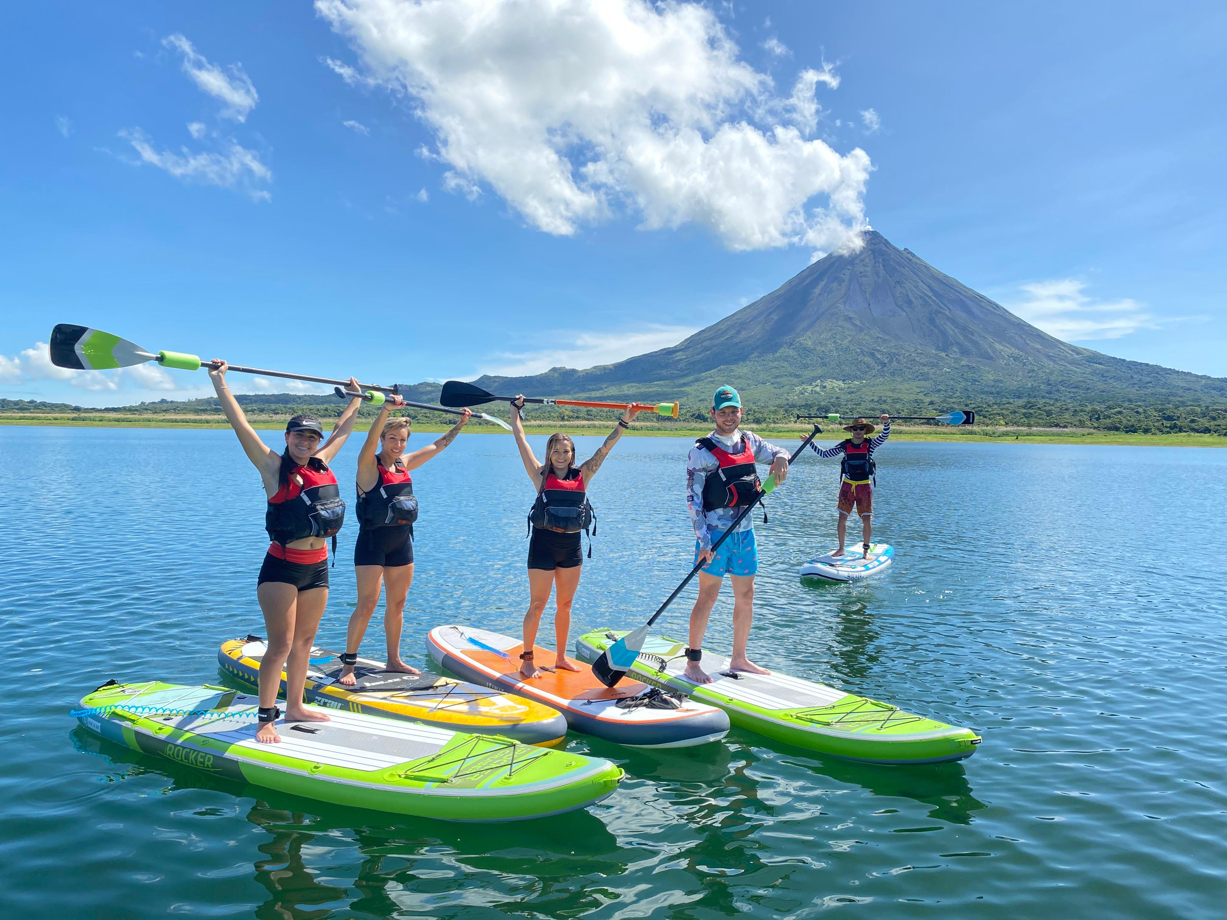 El Castillo: Lake Arenal Standup Paddleboard or Kayak Rental – Tilaran, Costa Rica