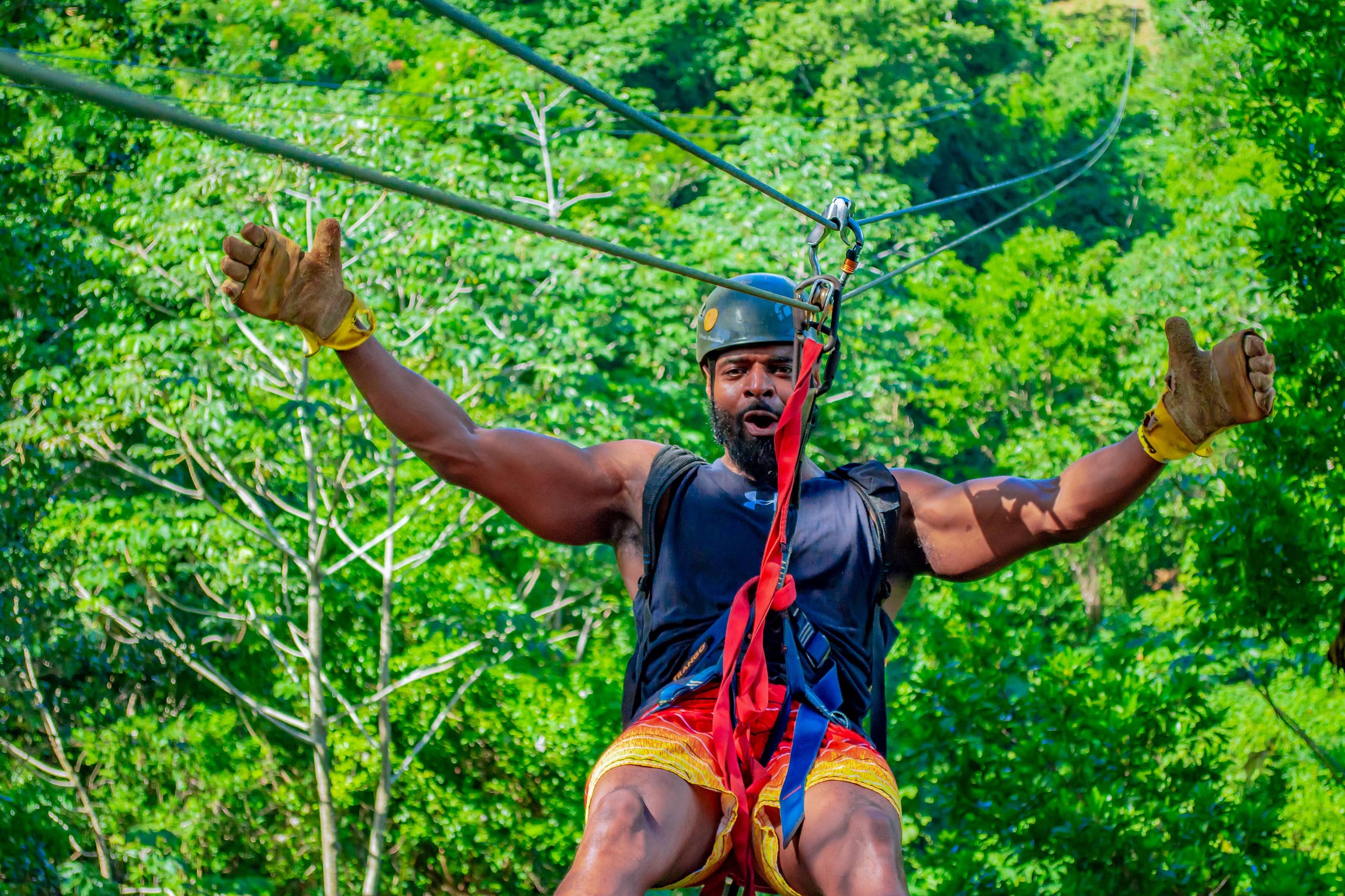Extreme Zip Line Adventure at Mahogany bay – Honduras