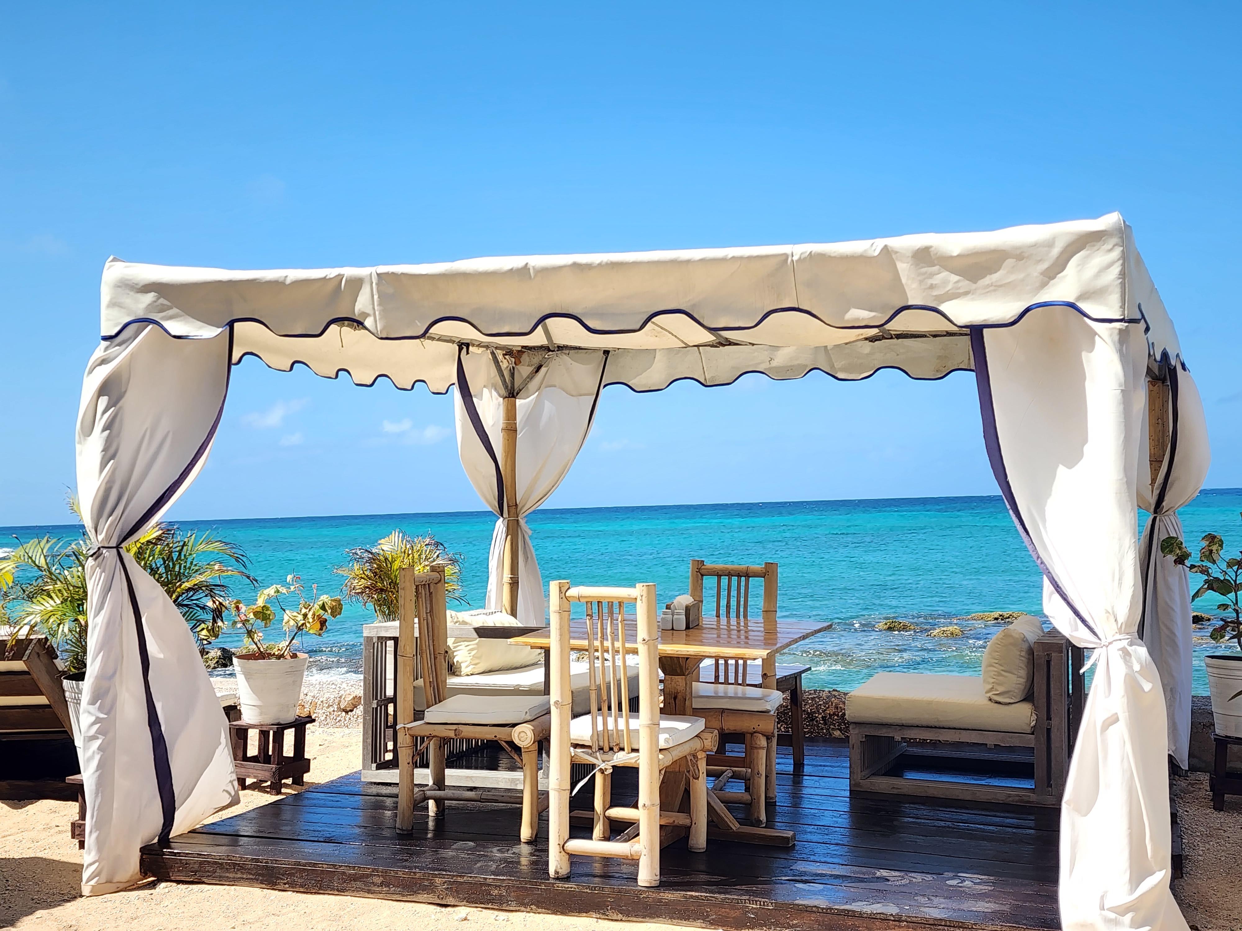 Falmouth: Bamboo Beach Club VIP Cabana with Food & Beverage – Bamboo Beach Club, Jamaica