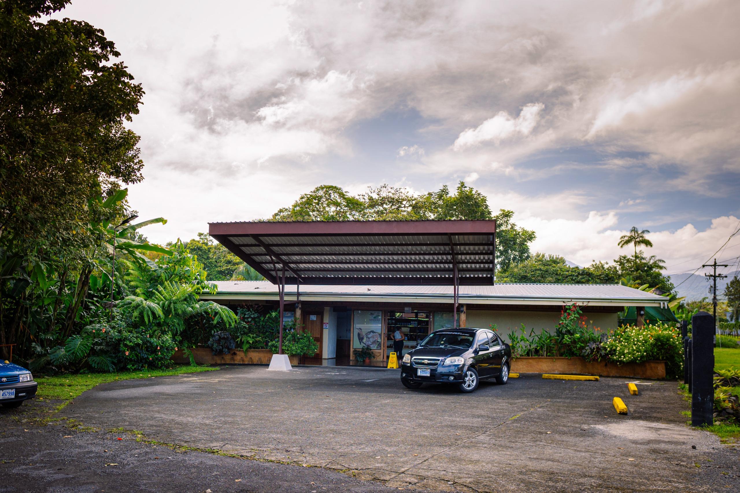 Fortuna: sloth tour with sugarcane juice and cooking class – La Fortuna, Costa Rica