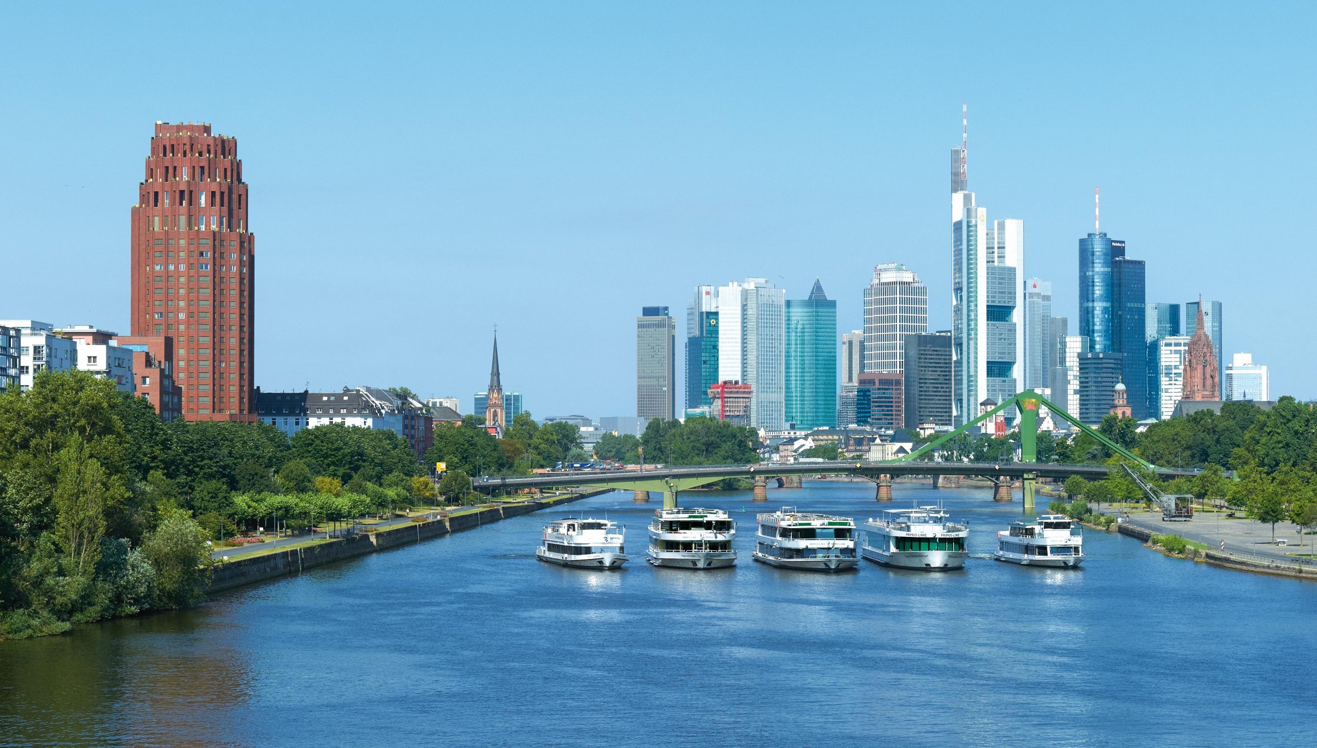 Frankfurt: River Main Sightseeing Cruise with Commentary – Frankfurt, Germany